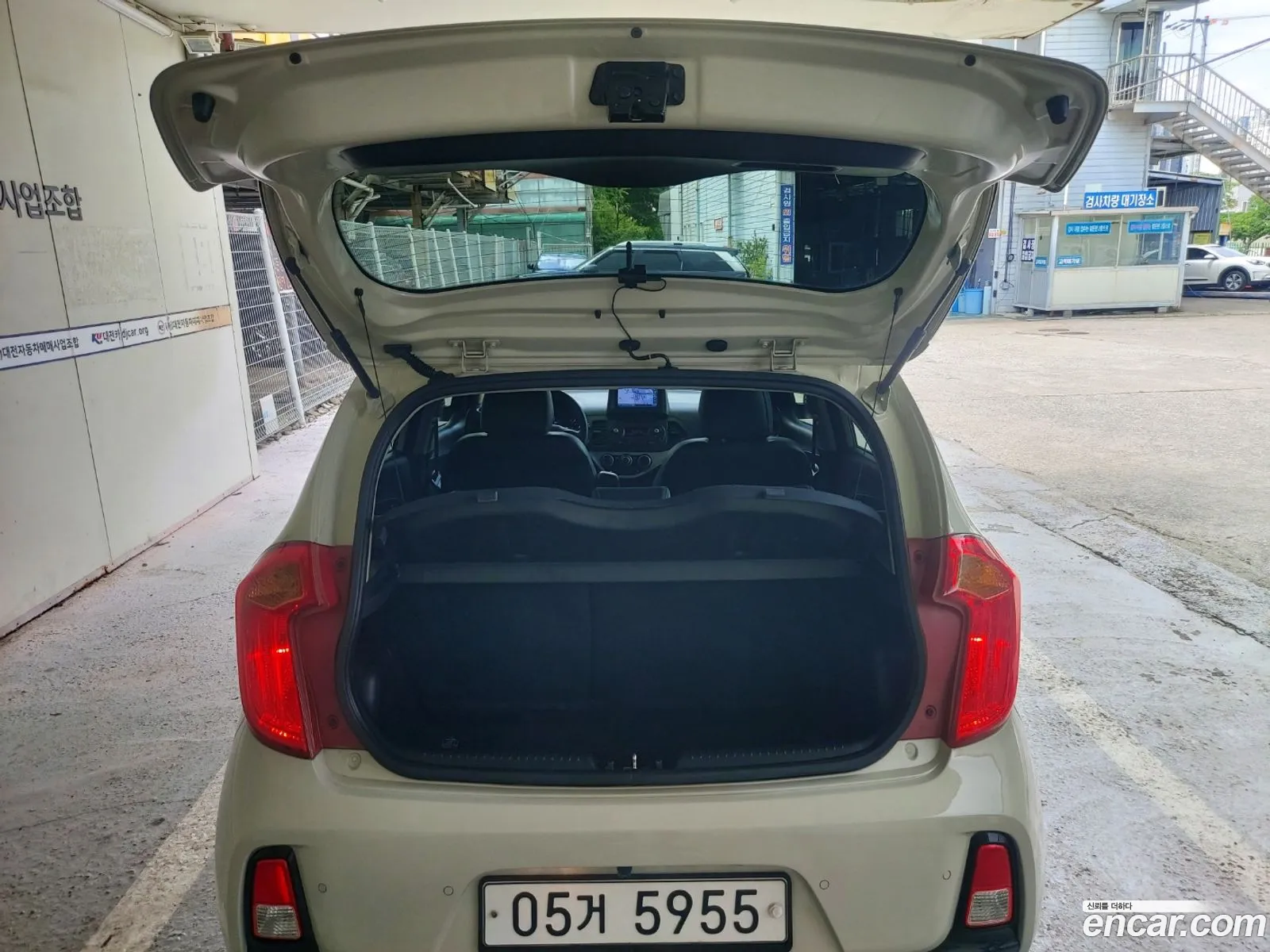 Kia Morning 2016 — 10