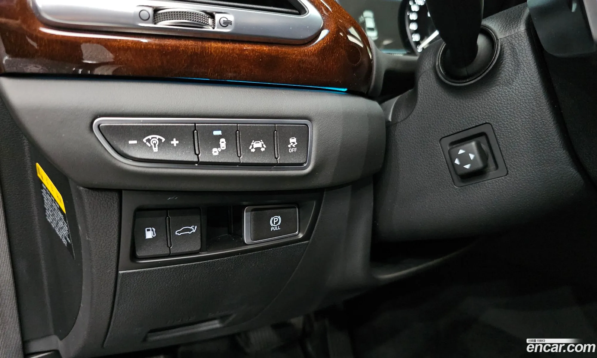 Genesis EQ900 2016 — 5