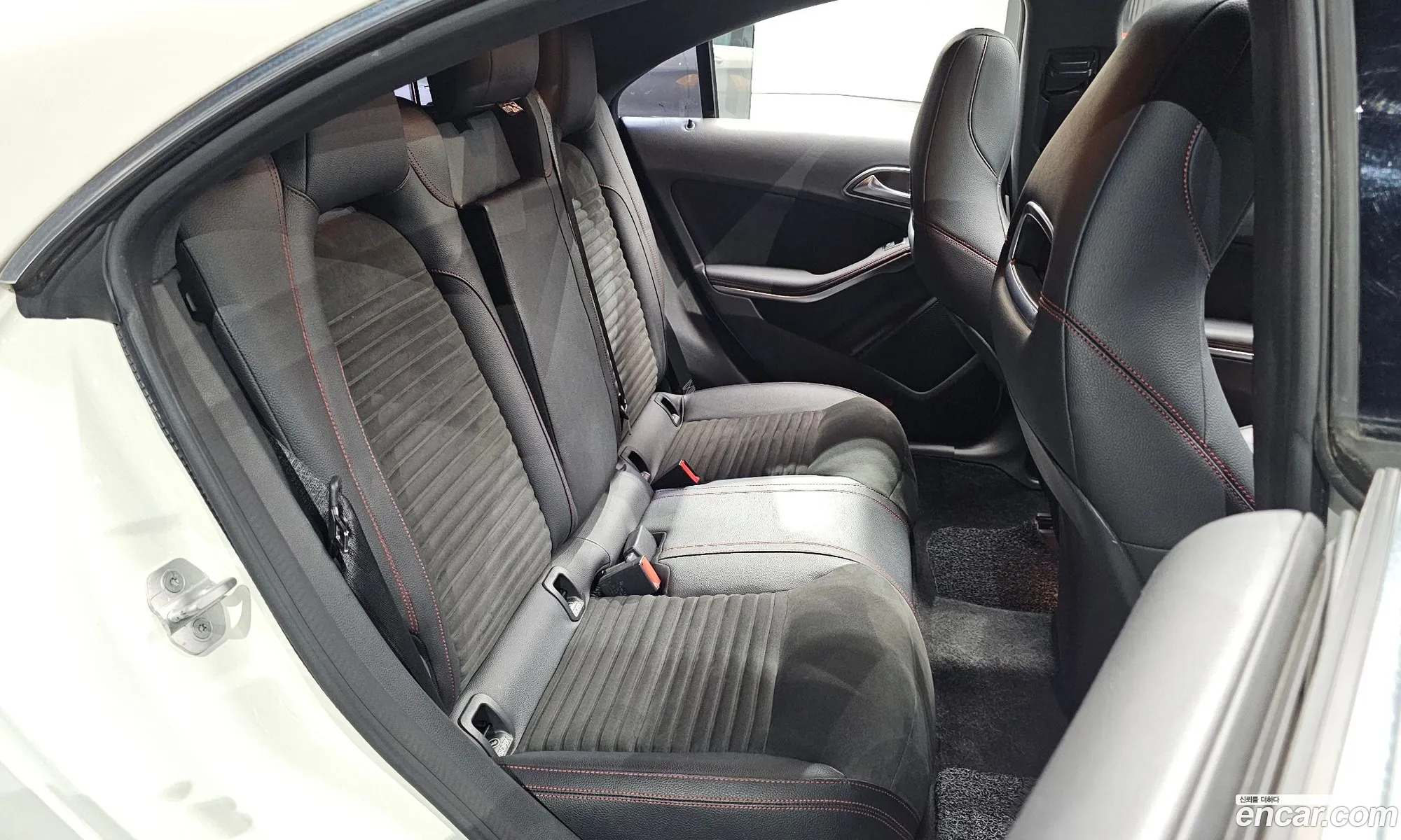 Mercedes-Benz CLA-Class C117 2017 — 18