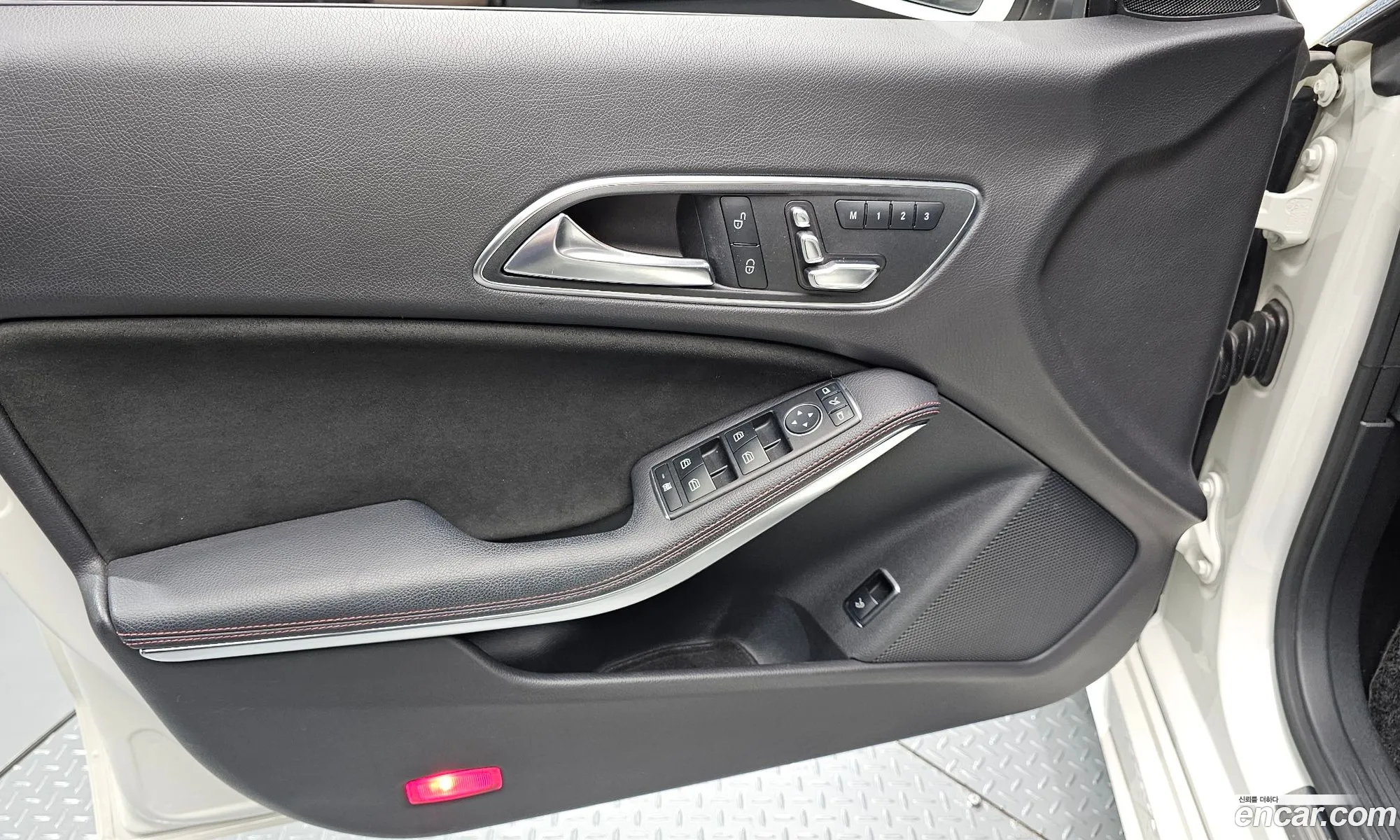 Mercedes-Benz CLA-Class C117 2017 — 6