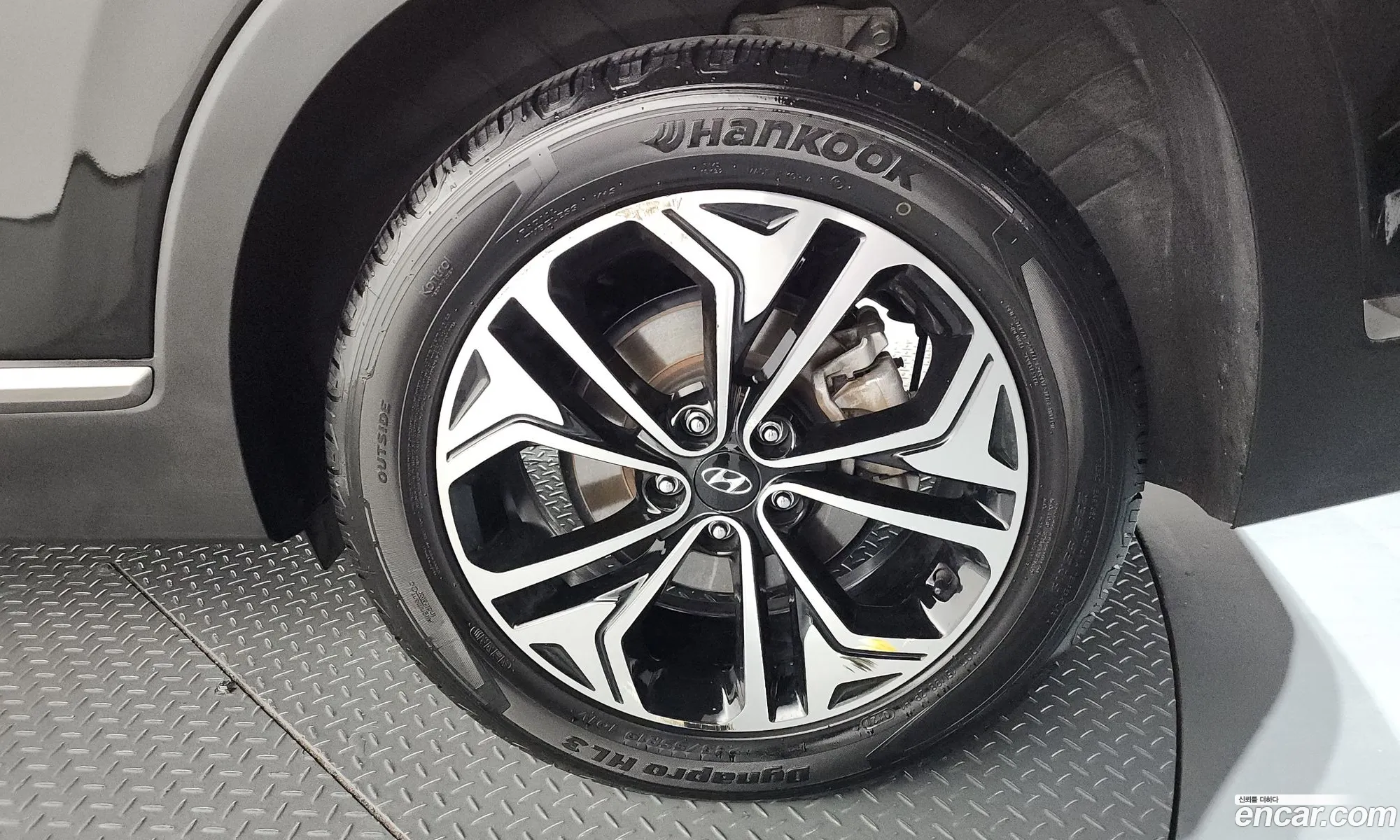 Hyundai Santa Fe TM 2018 — 27
