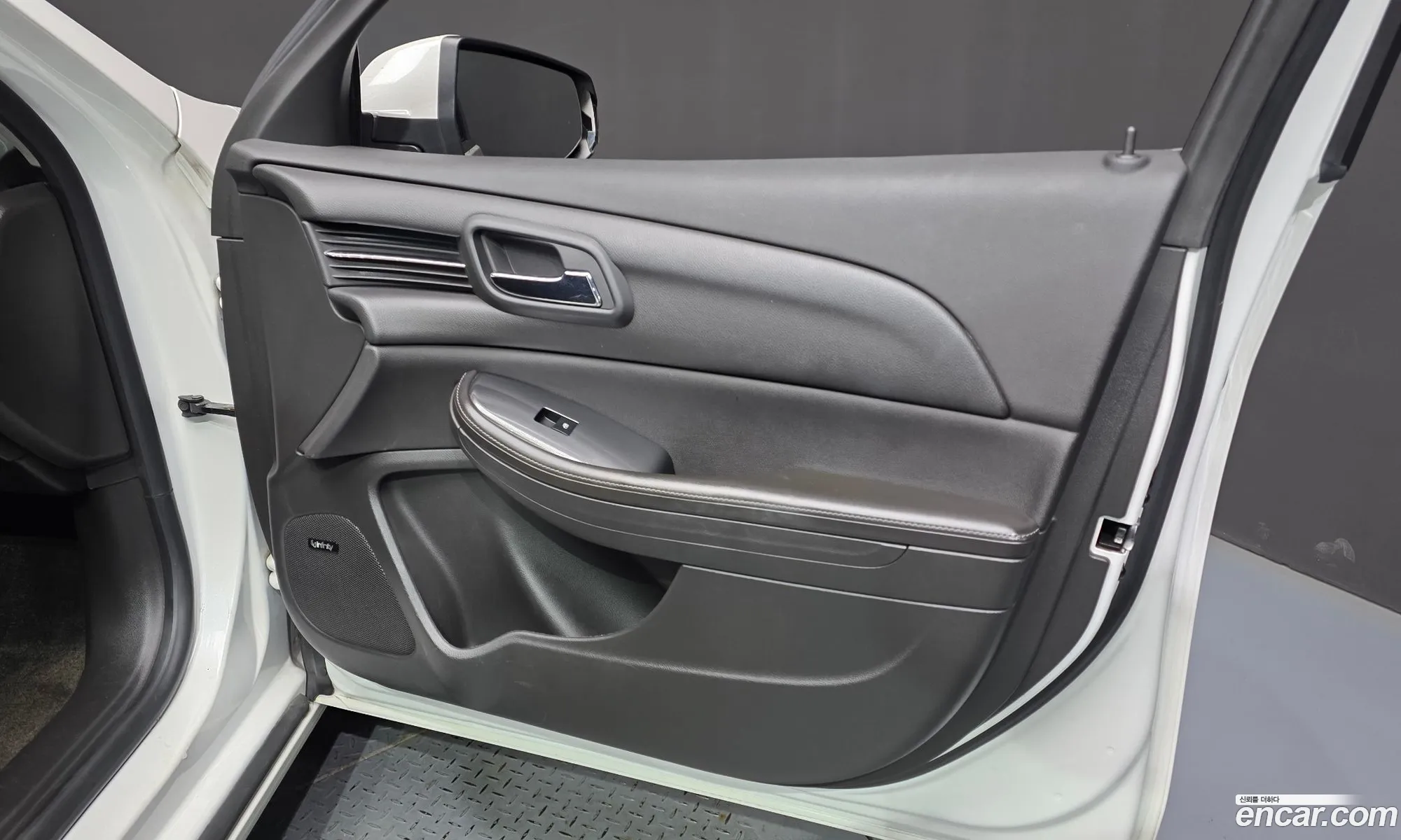 Chevrolet (GM Daewoo) Malibu 2015 — 32
