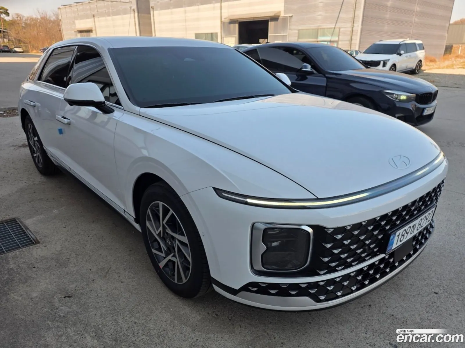 Hyundai Grandeur Hybrid 2026 — 13