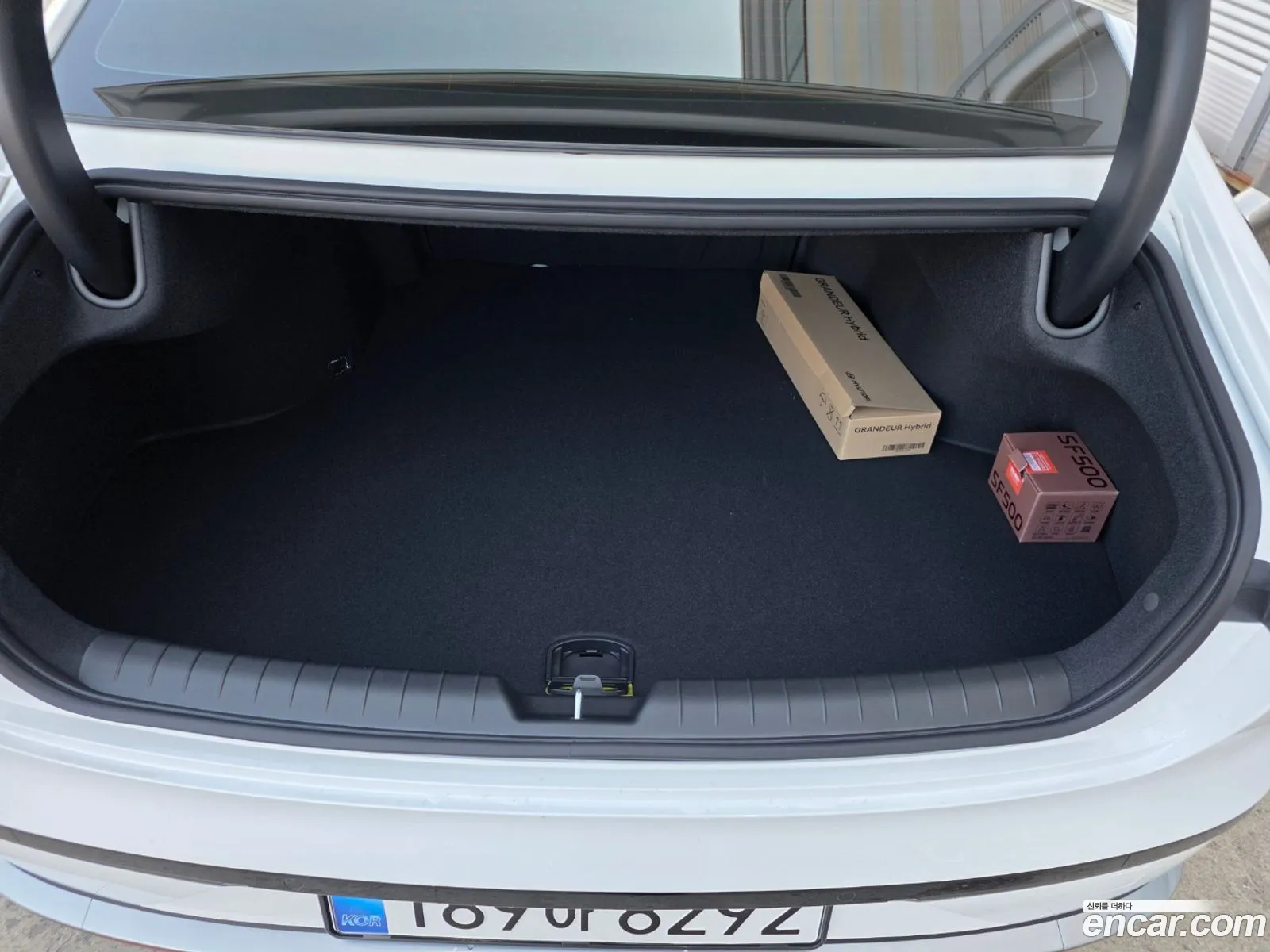 Hyundai Grandeur Hybrid 2026 — 12