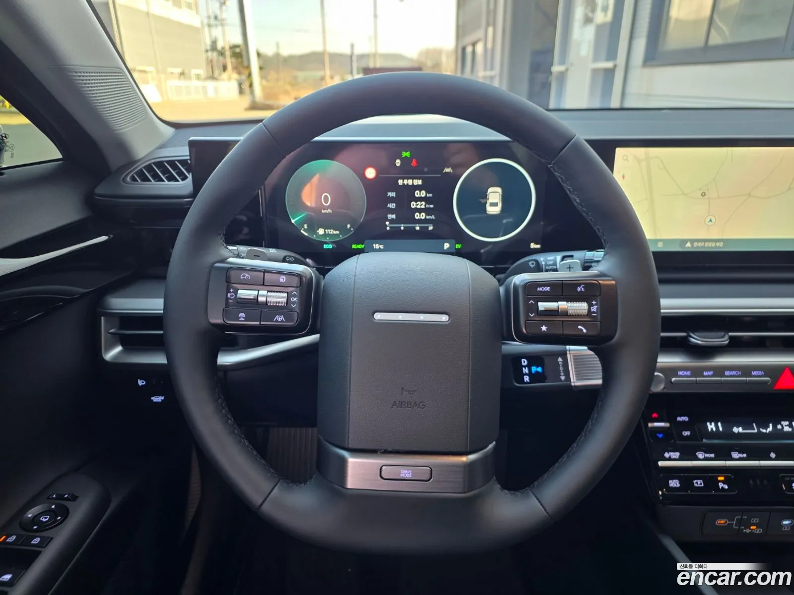 Hyundai Grandeur Hybrid 2026 — 10