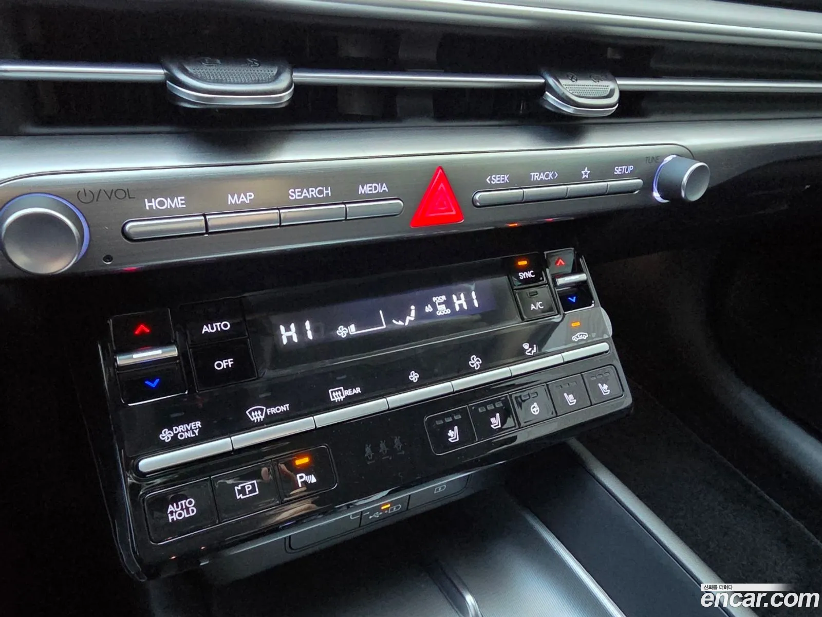 Hyundai Grandeur Hybrid 2026 — 8