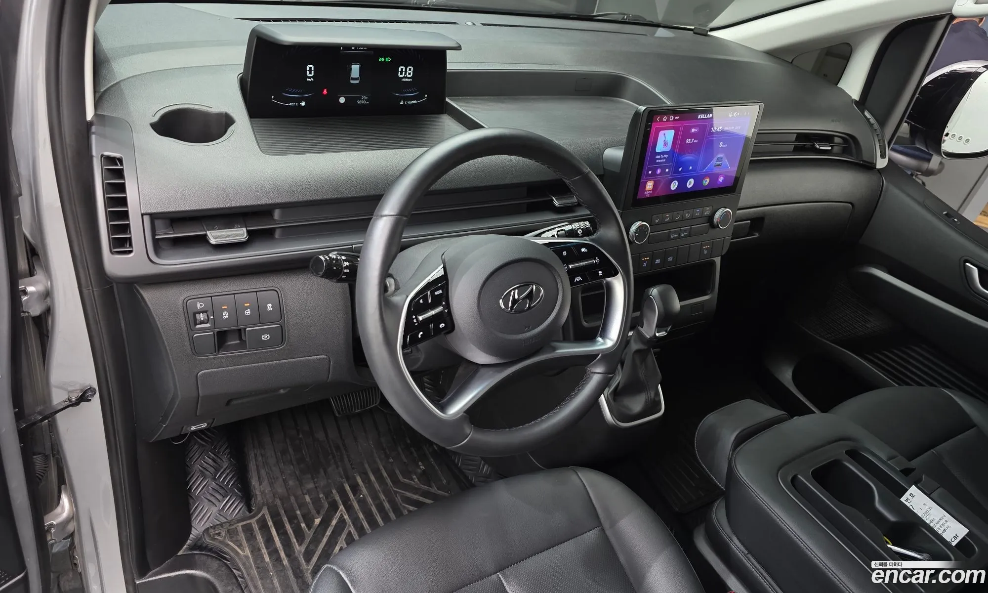 Hyundai Staria 2023 — 8