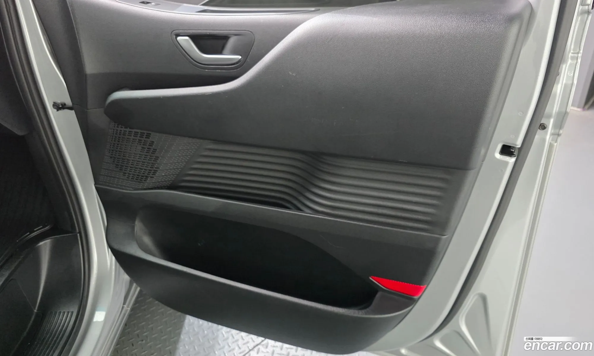 Hyundai Staria 2023 — 10