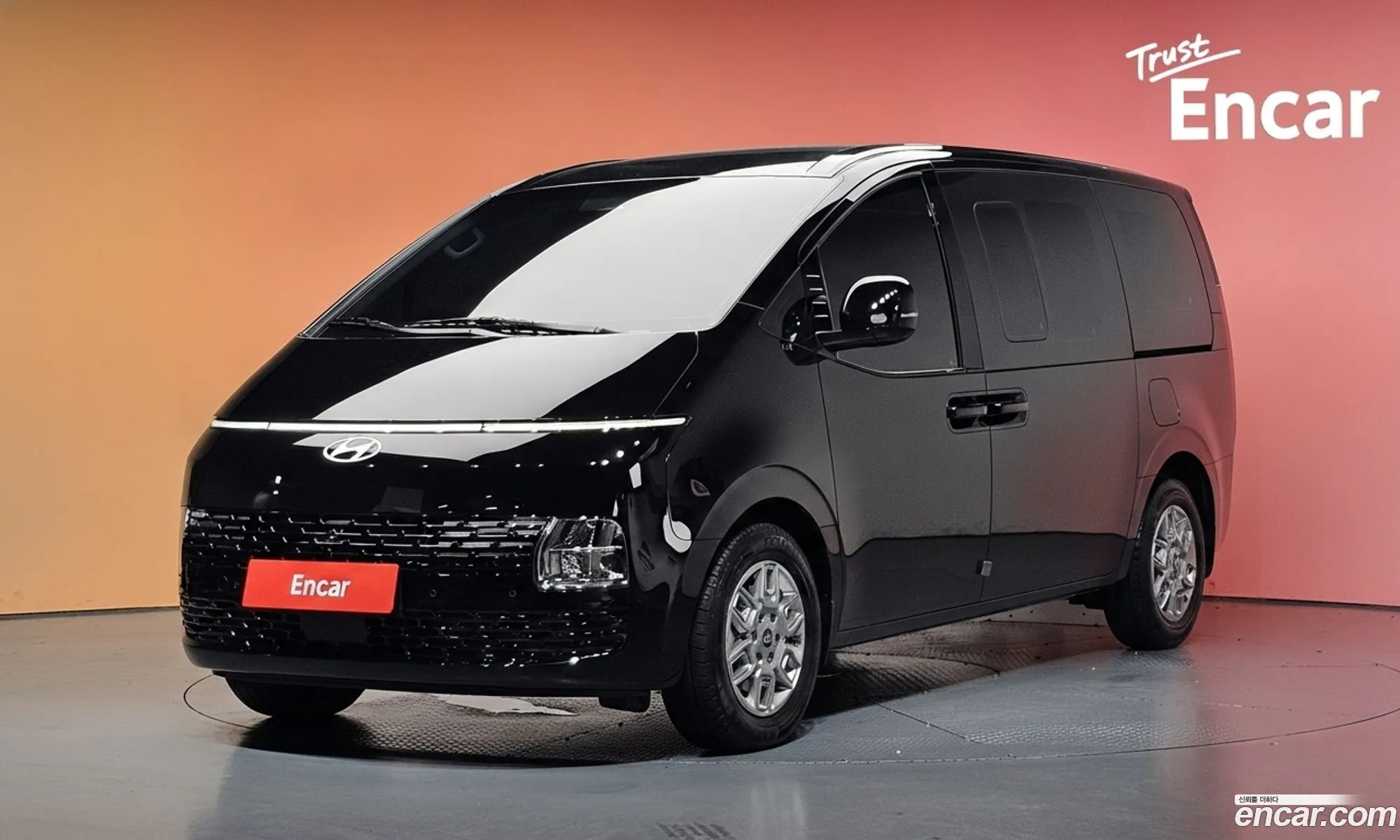 Hyundai Staria 2025 — 5