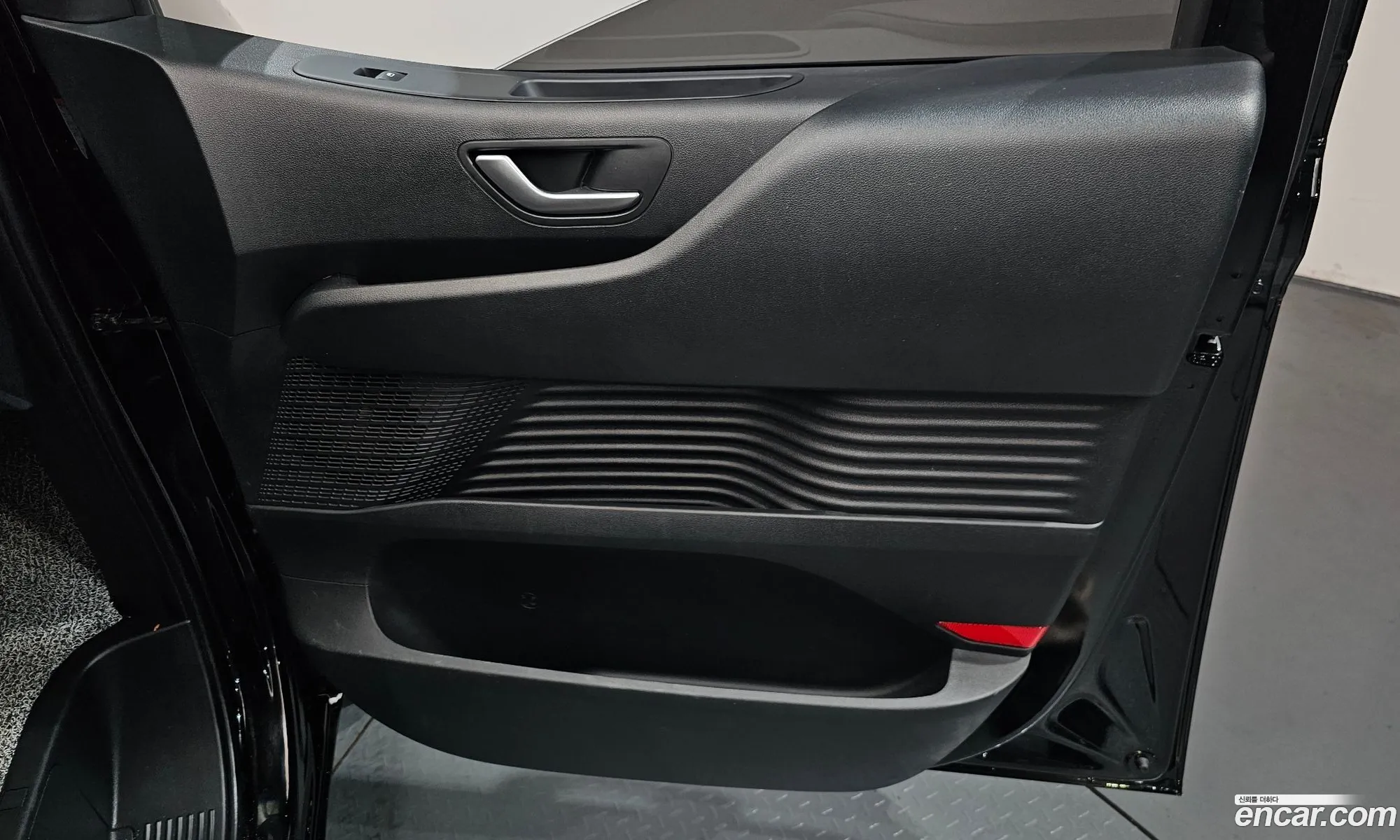 Hyundai Staria 2025 — 21