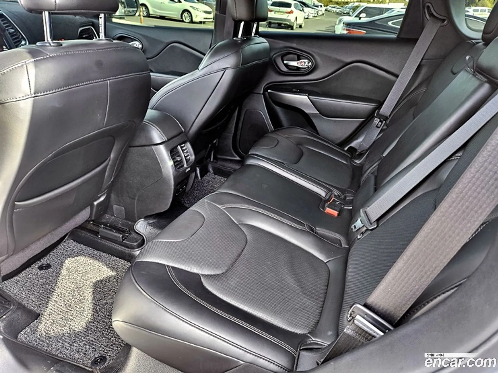 Jeep Cherokee 2020 — 7