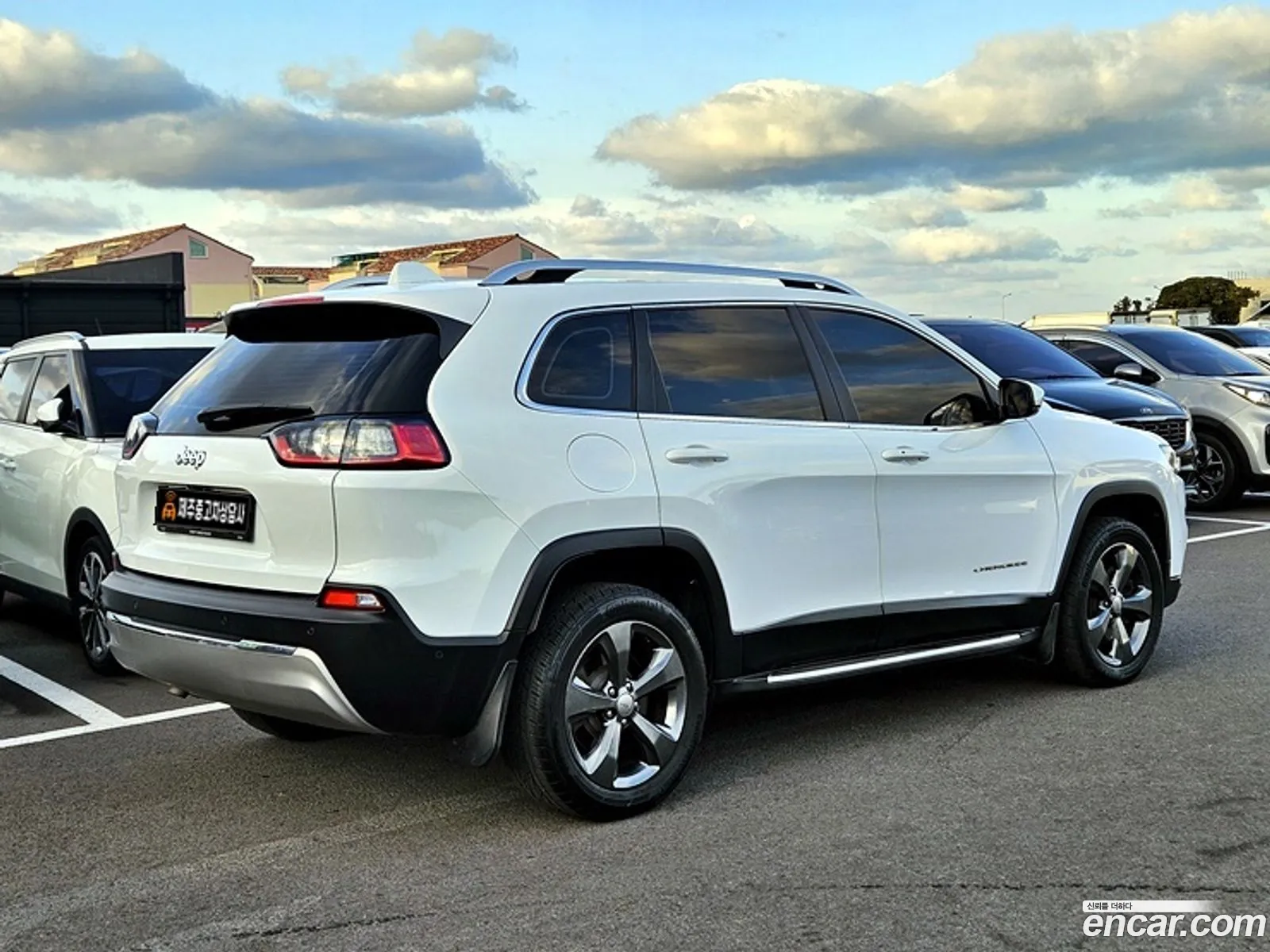 Jeep Cherokee 2020 — 16