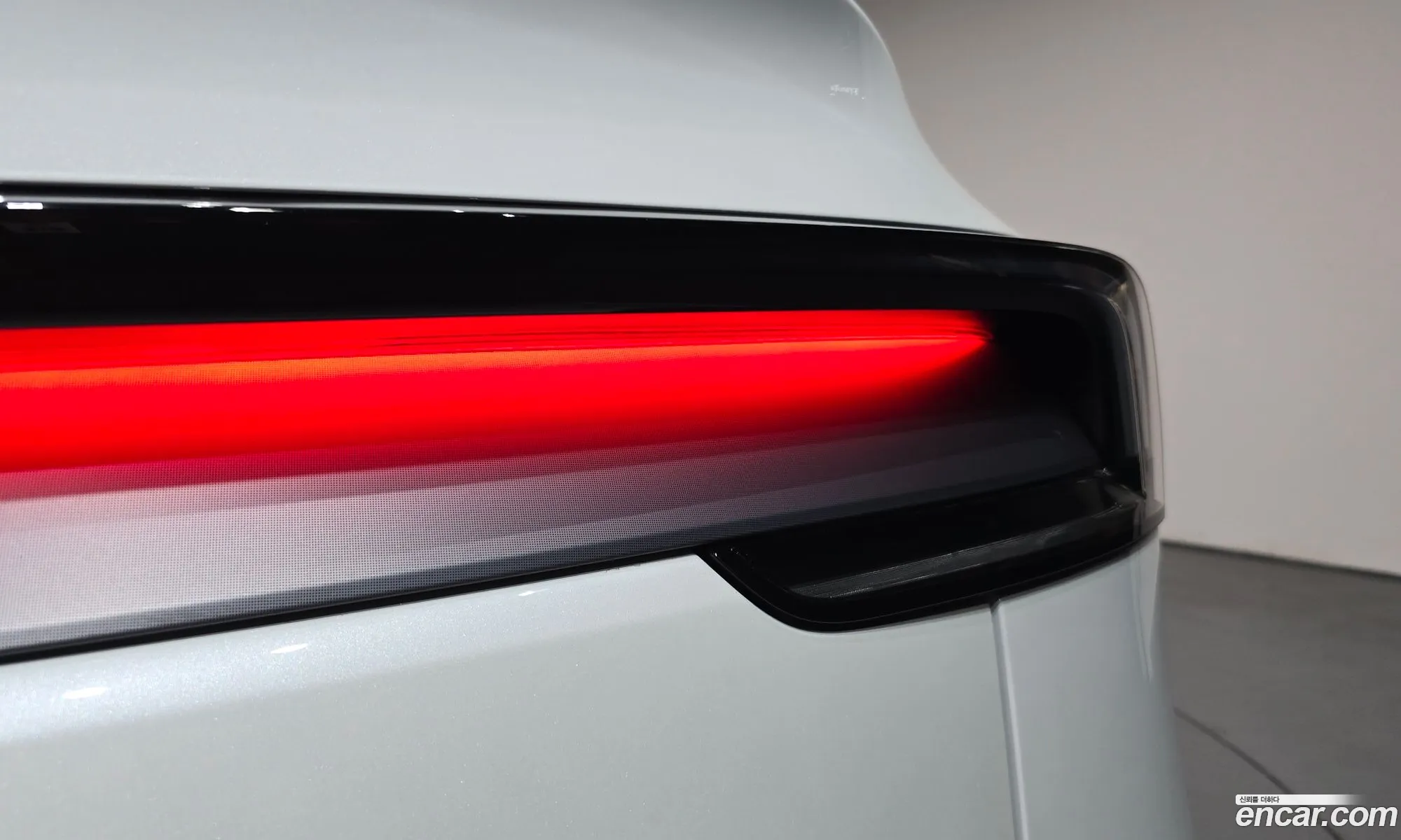 Tesla Model Y 2025 LRWYGCFJ3SC252839 — 16