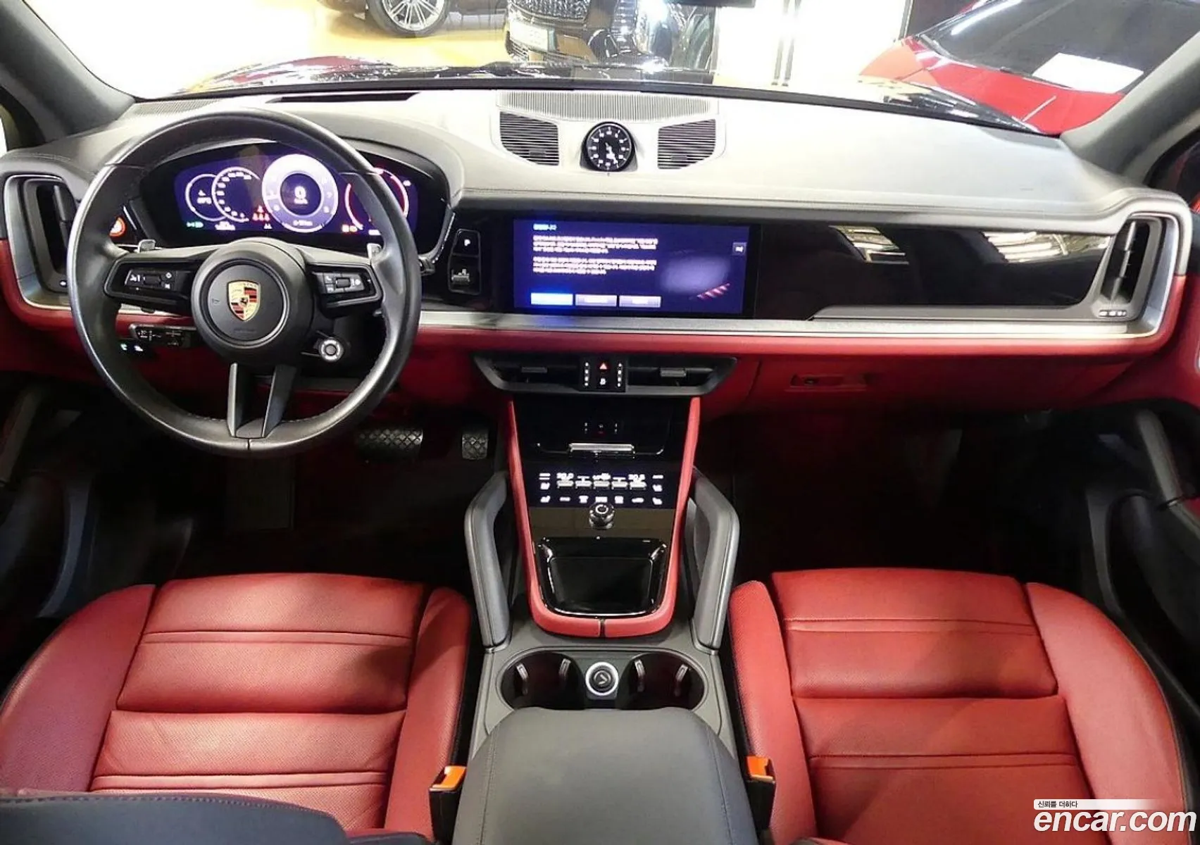 Porsche Cayenne 2023 — 8