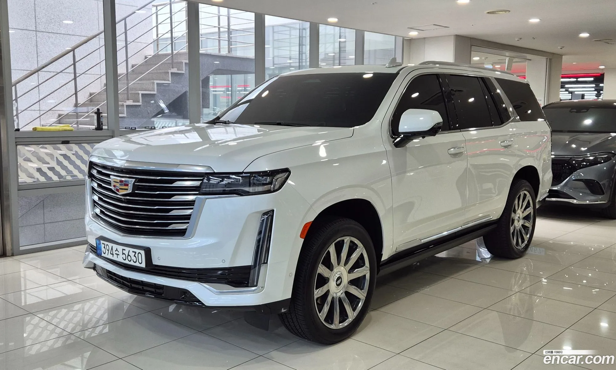 Cadillac Escalade 2023 — 19