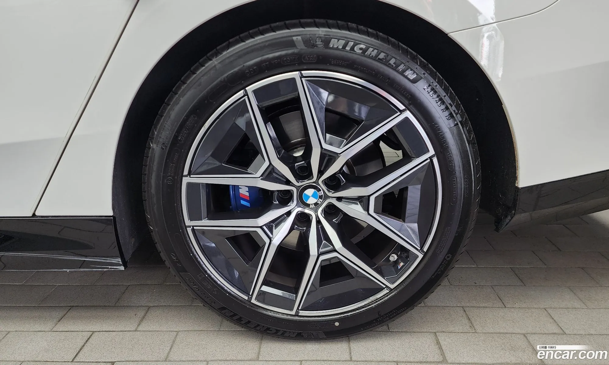 BMW 5 Series 2024 — 20