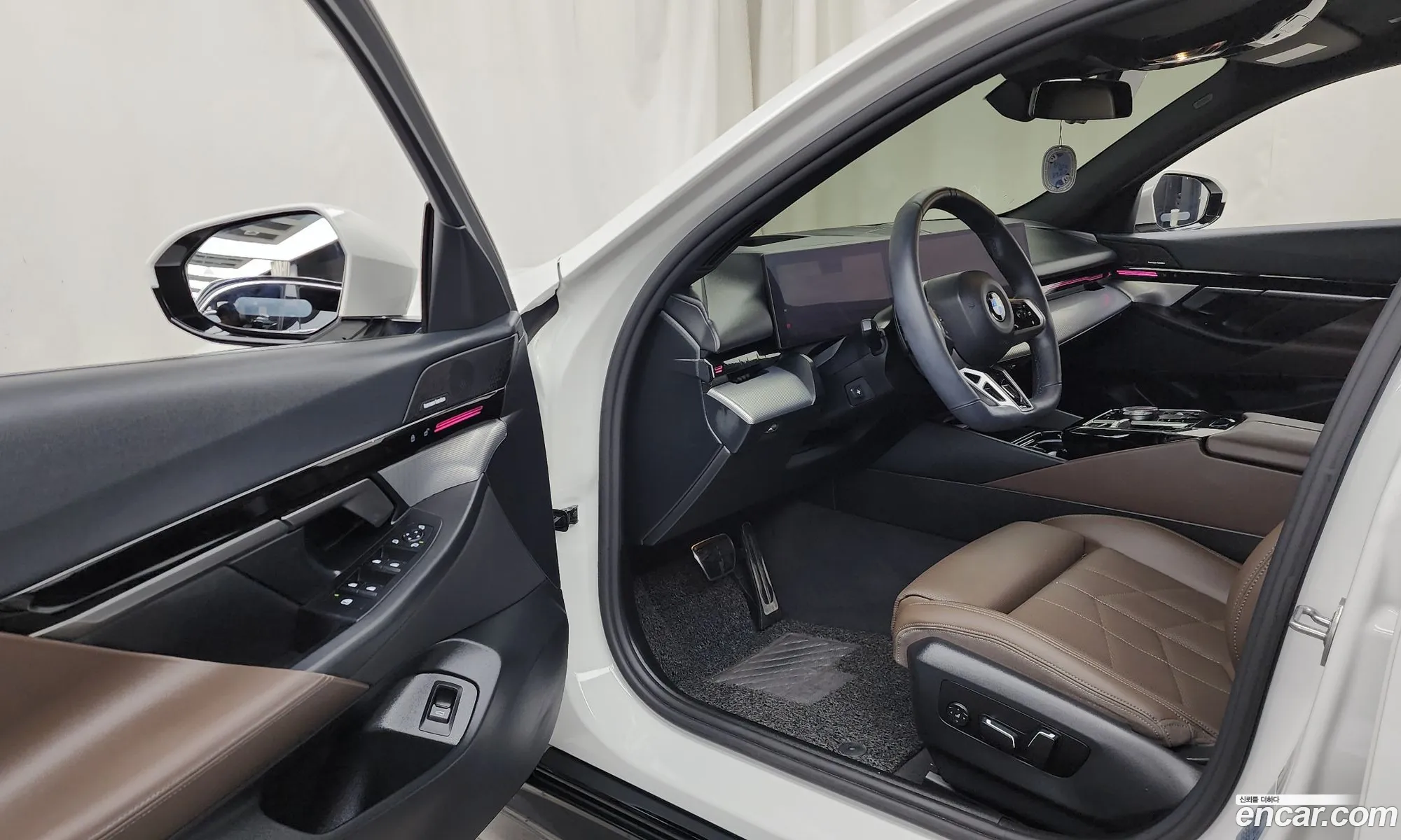 BMW 5 Series 2024 — 12