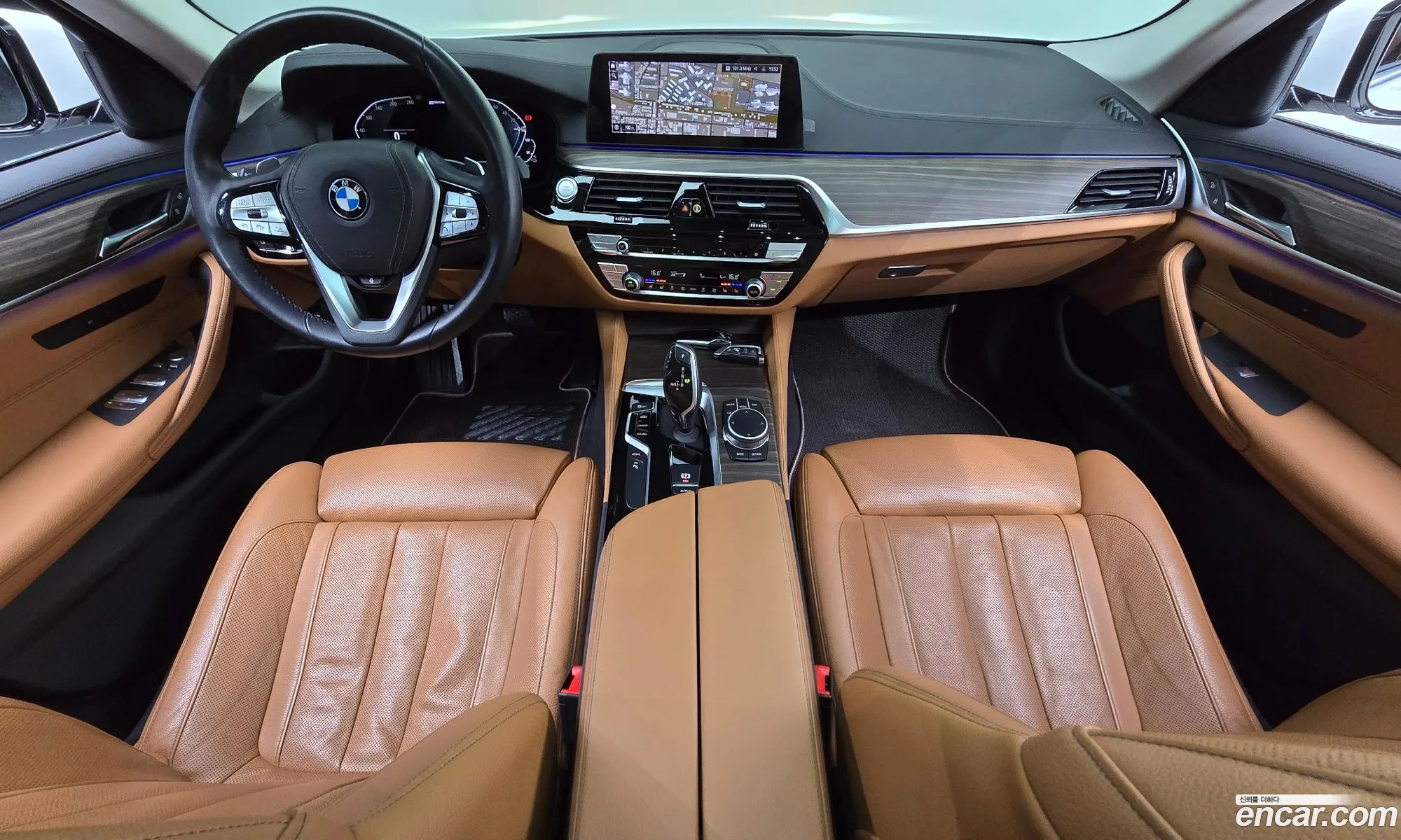 BMW 5 Series 2020 WBAJS910XLCD91890 — 24