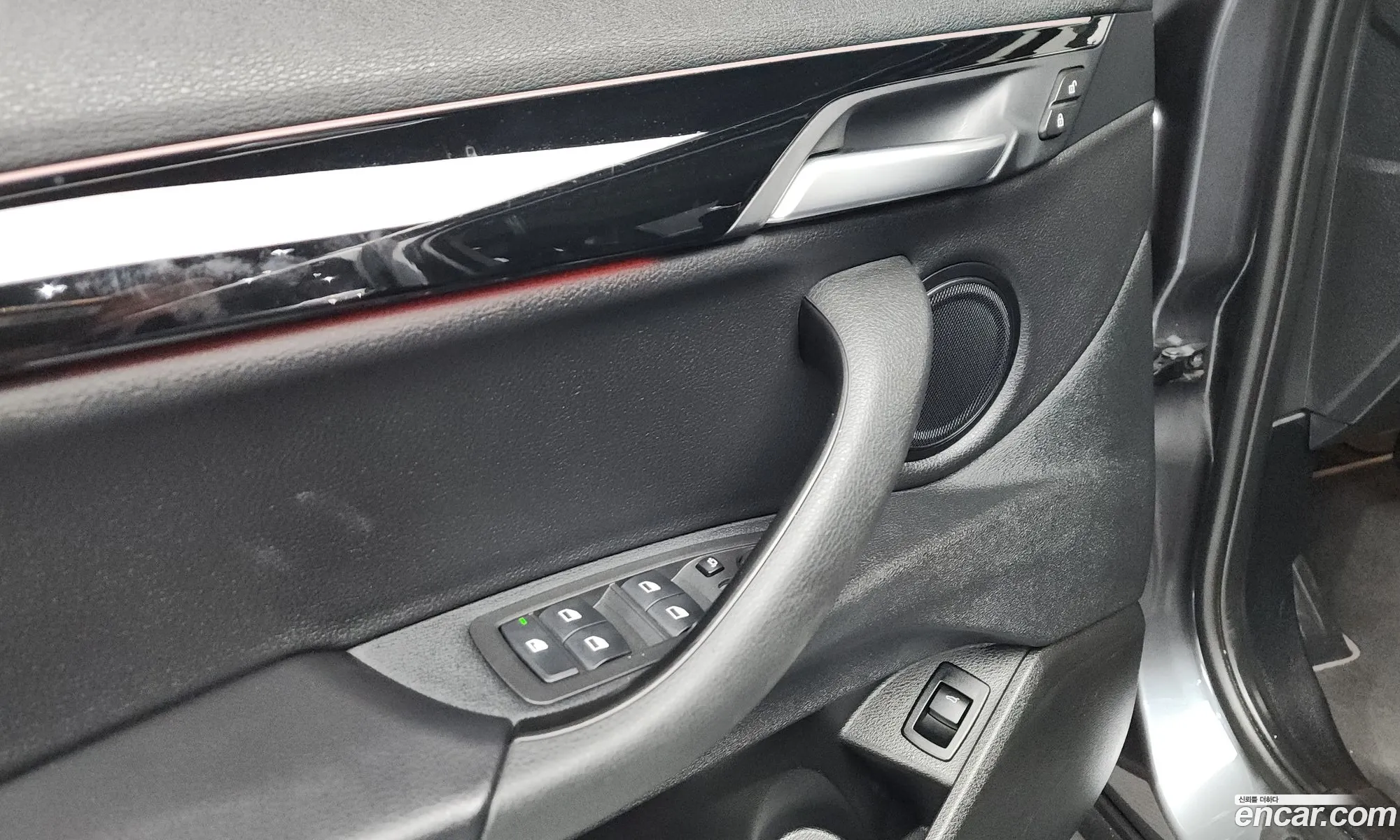 BMW X2 2020 WBA11DF03L5P18744 — 4