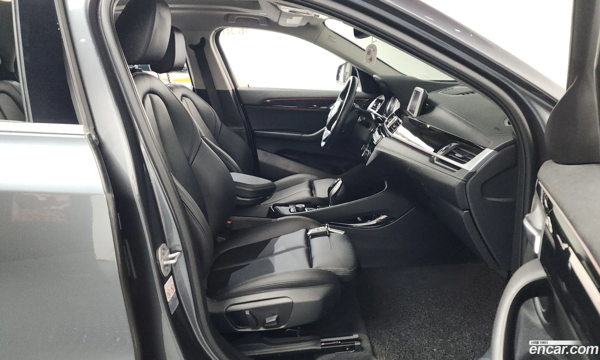 BMW X2 2020 WBA11DF03L5P18744 — 5