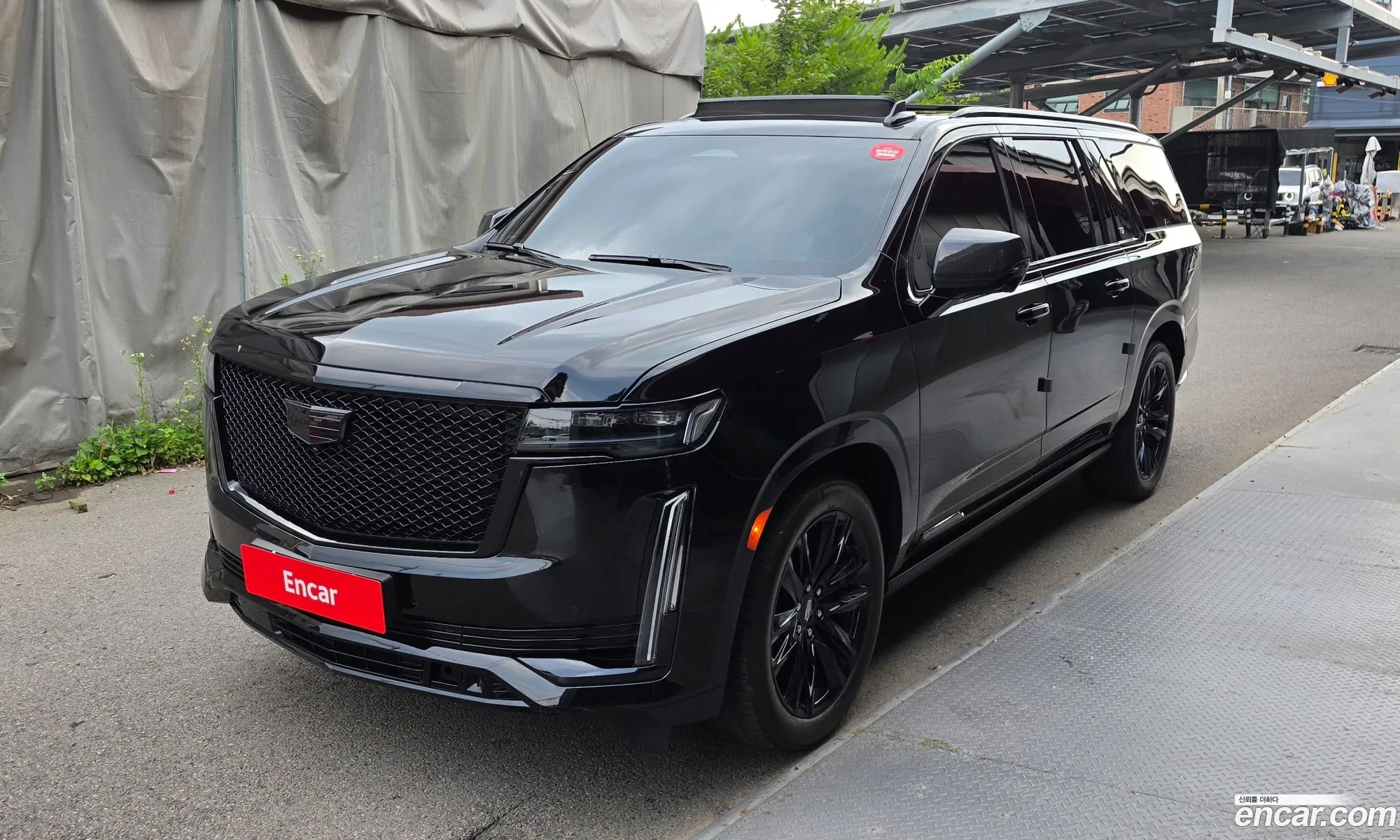 Cadillac Escalade 2023 — 3