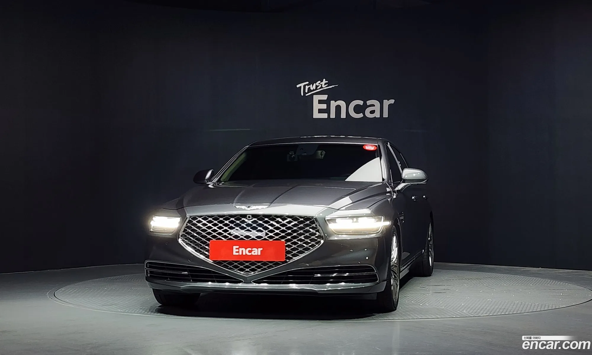 Genesis G90 2020 — 2