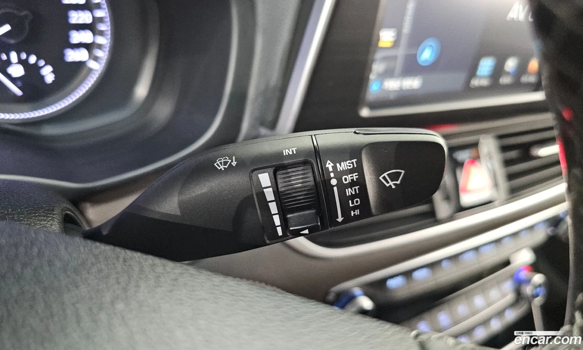 Hyundai Grandeur IG 2018 — 31