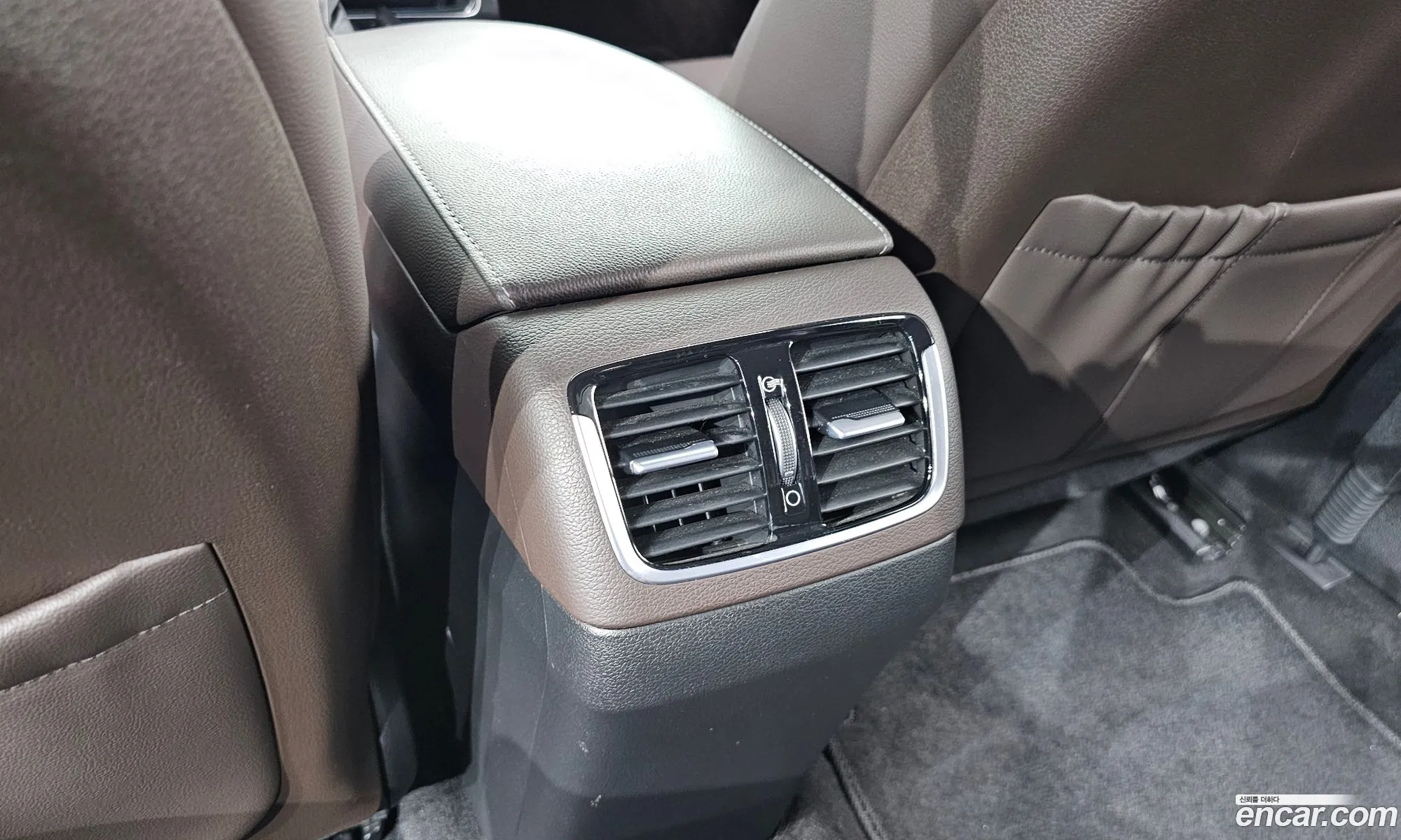 Hyundai Grandeur IG 2018 — 23
