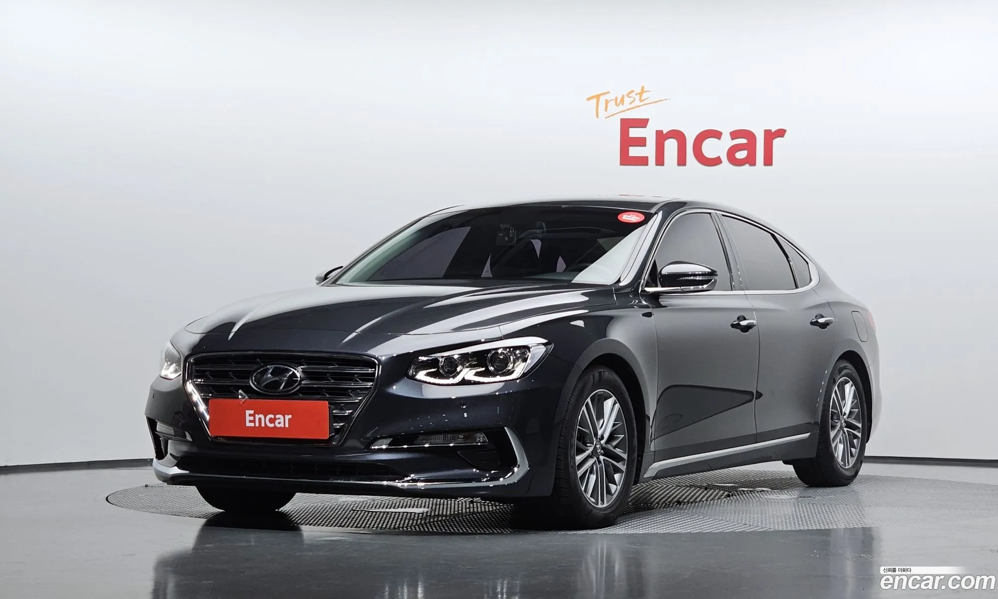 Hyundai Grandeur IG 2018 — 29