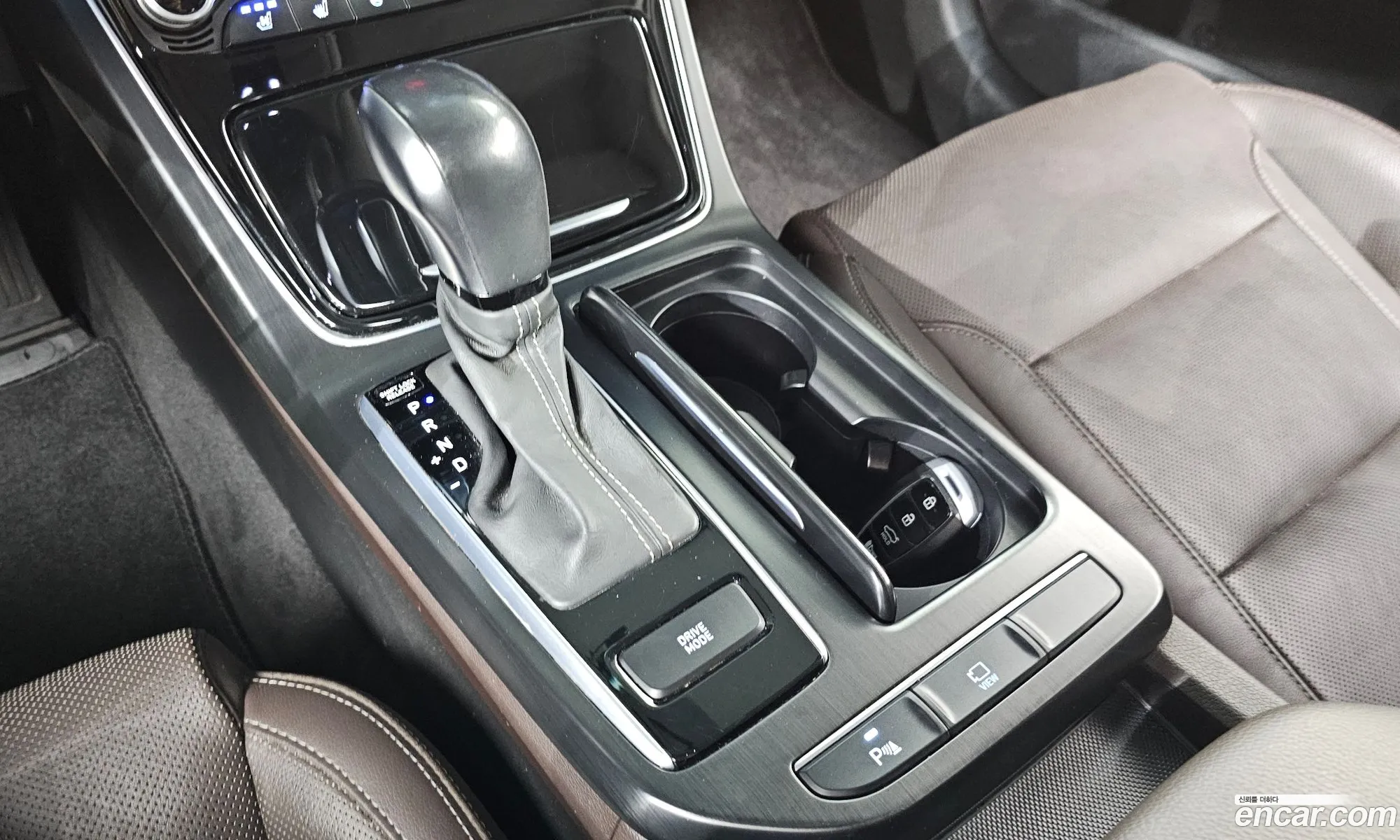 Hyundai Grandeur IG 2018 — 20