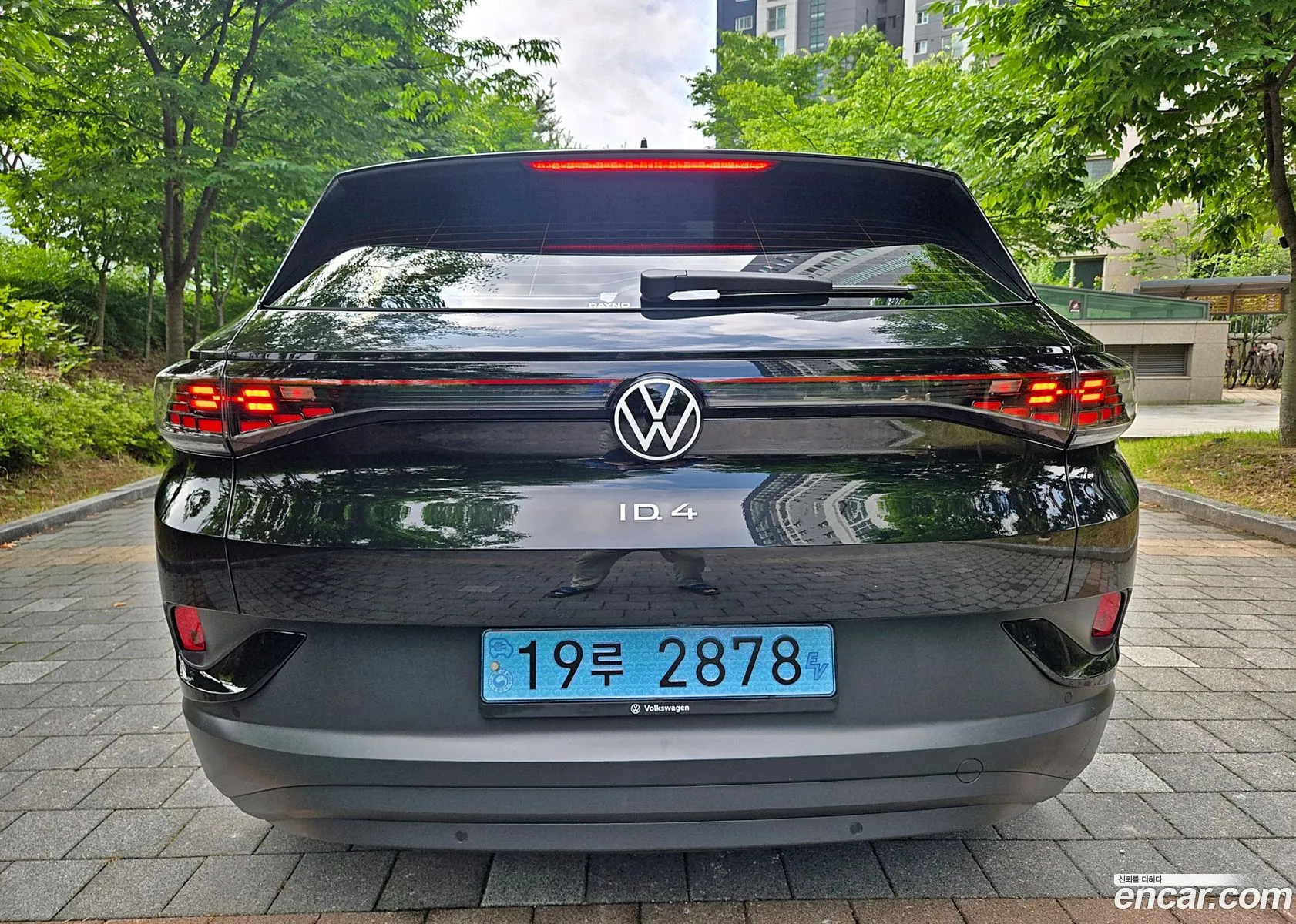 Volkswagen ID.4 2023 — 10