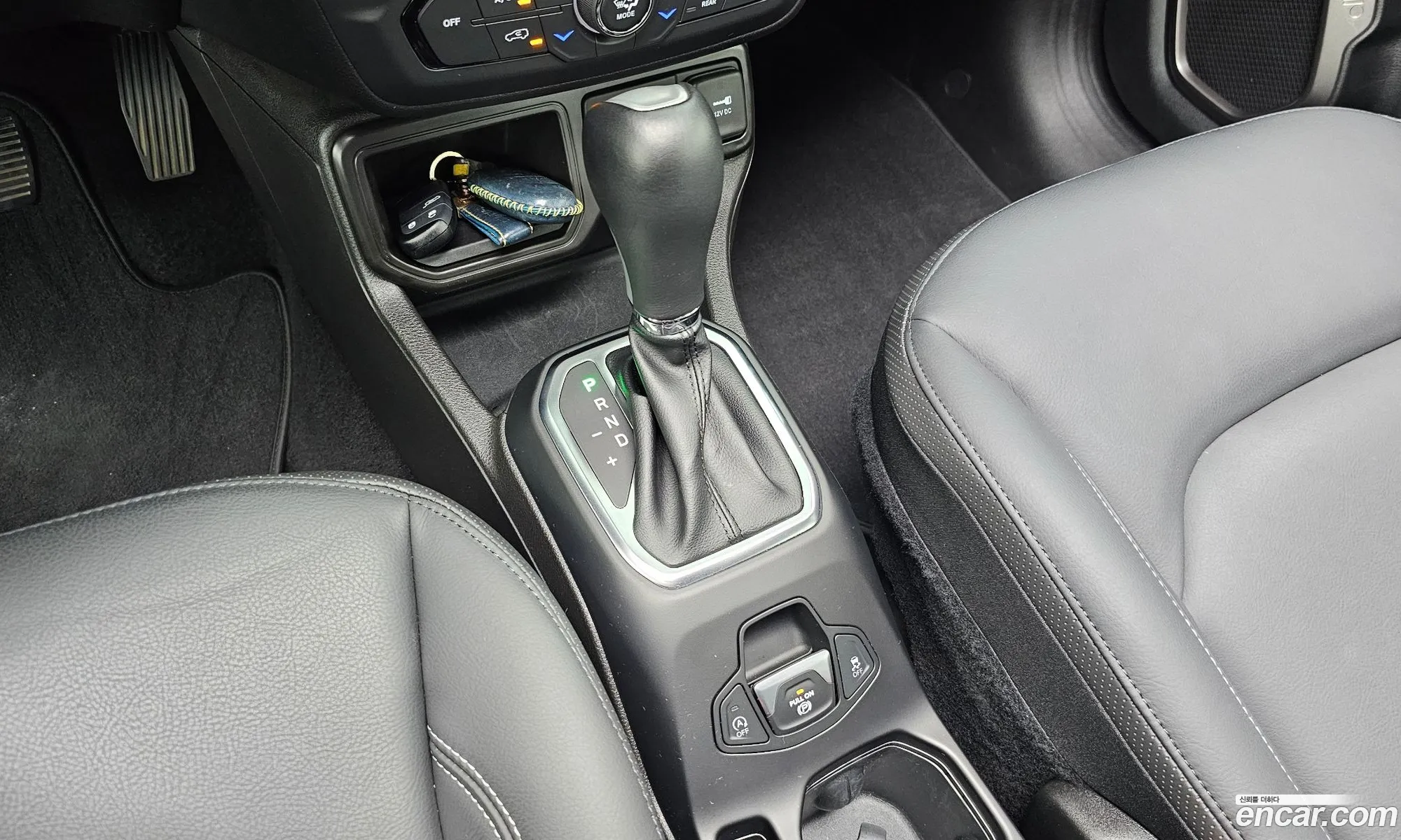 Jeep Renegade 2023 — 16
