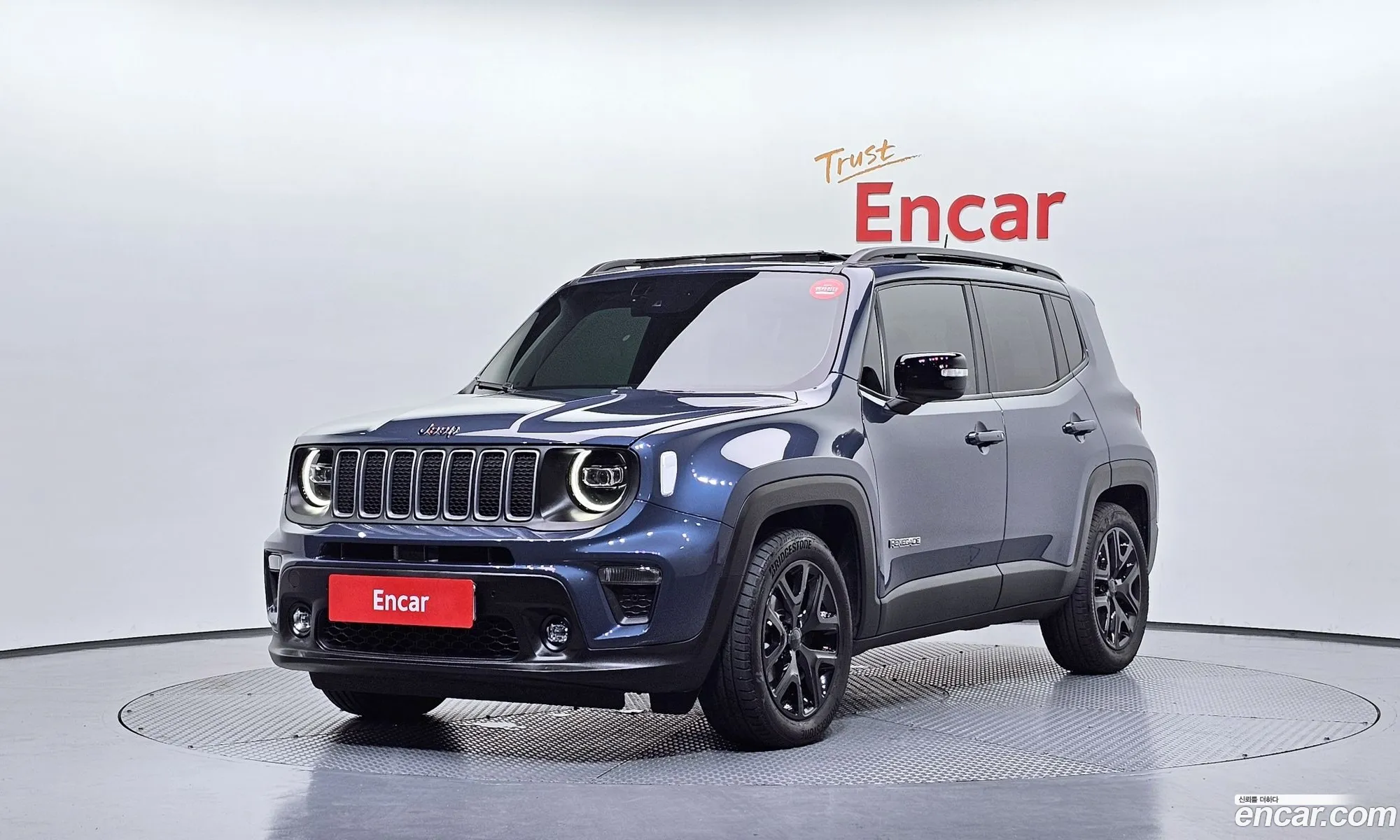Jeep Renegade 2023 — 11