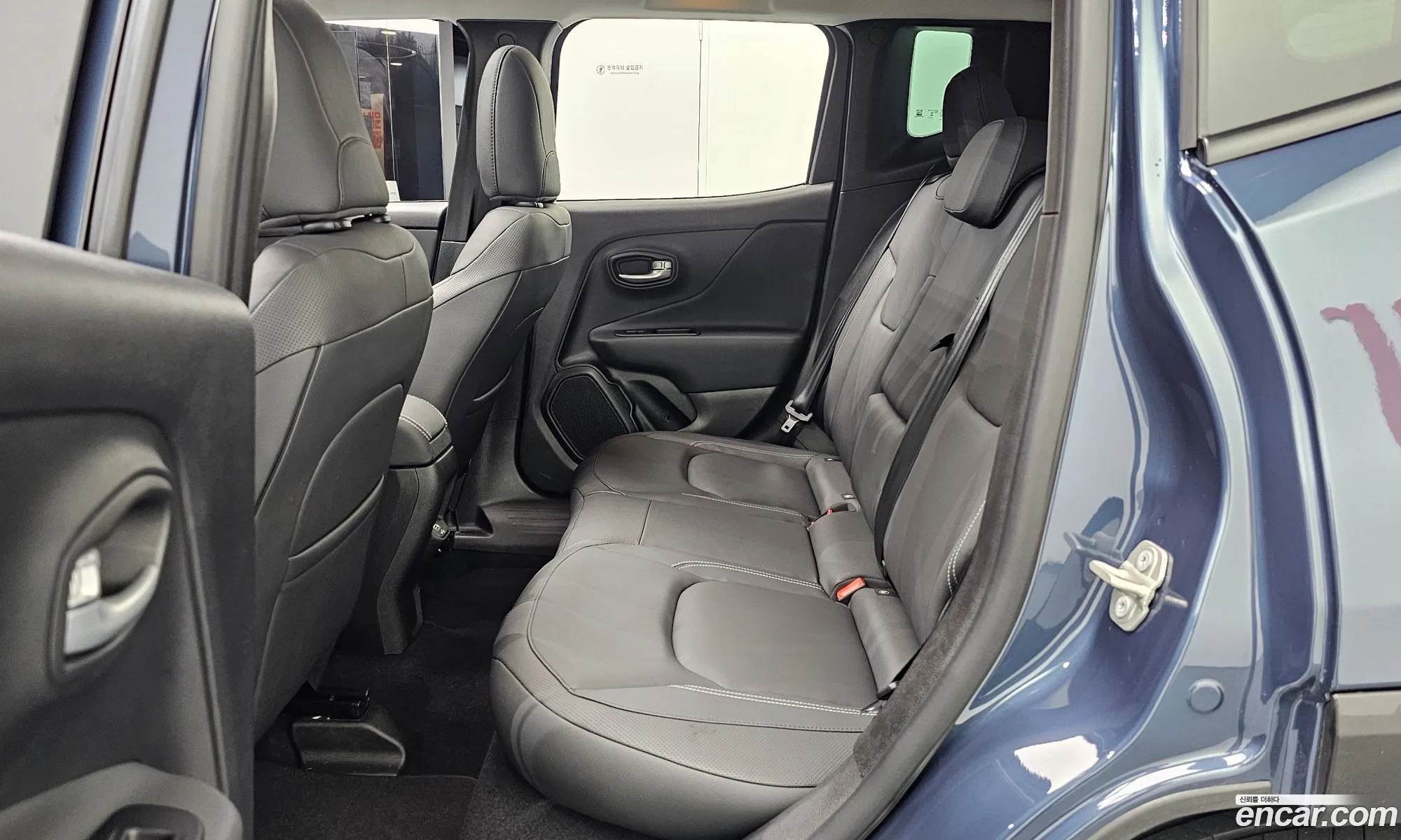 Jeep Renegade 2023 — 5