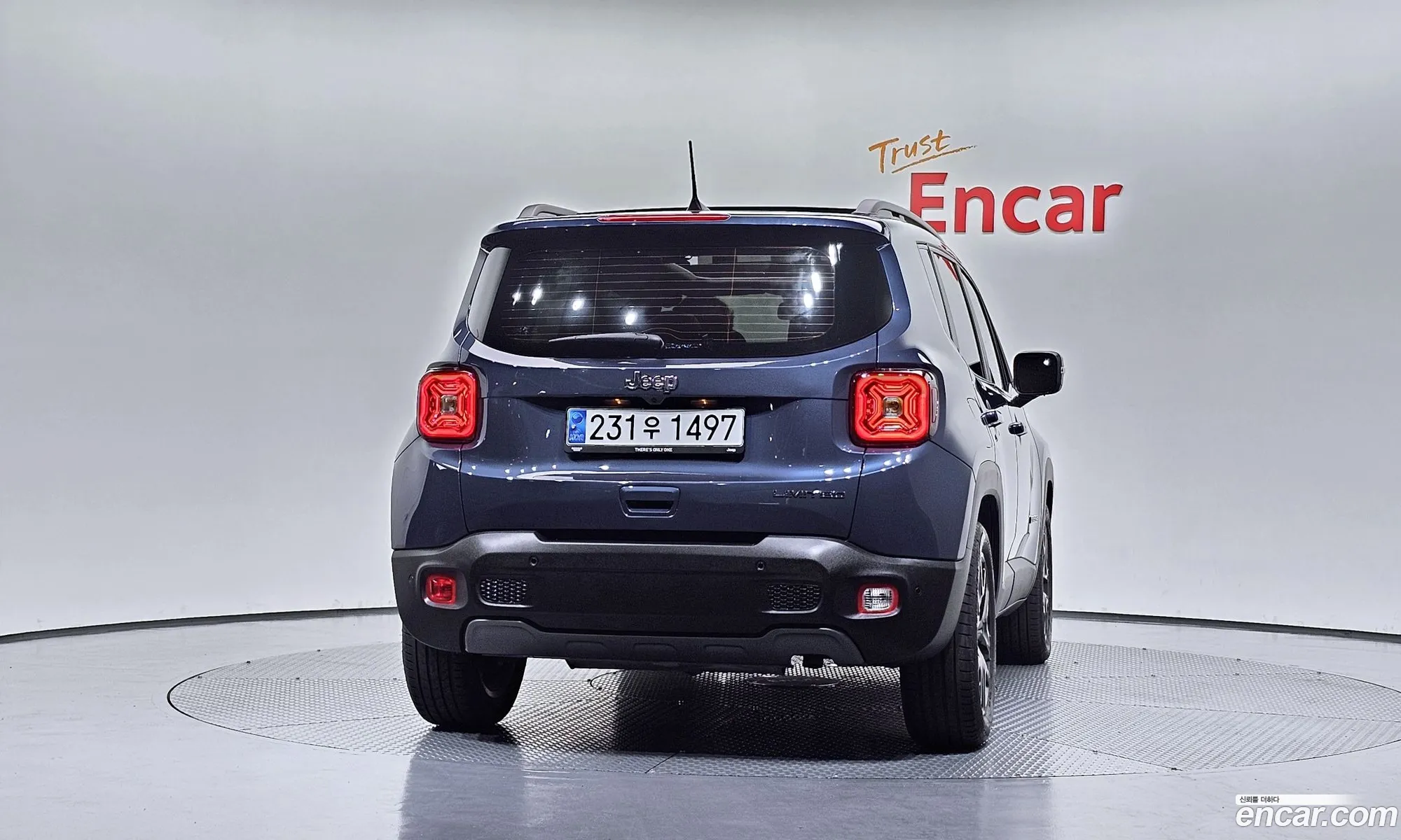 Jeep Renegade 2023 — 4