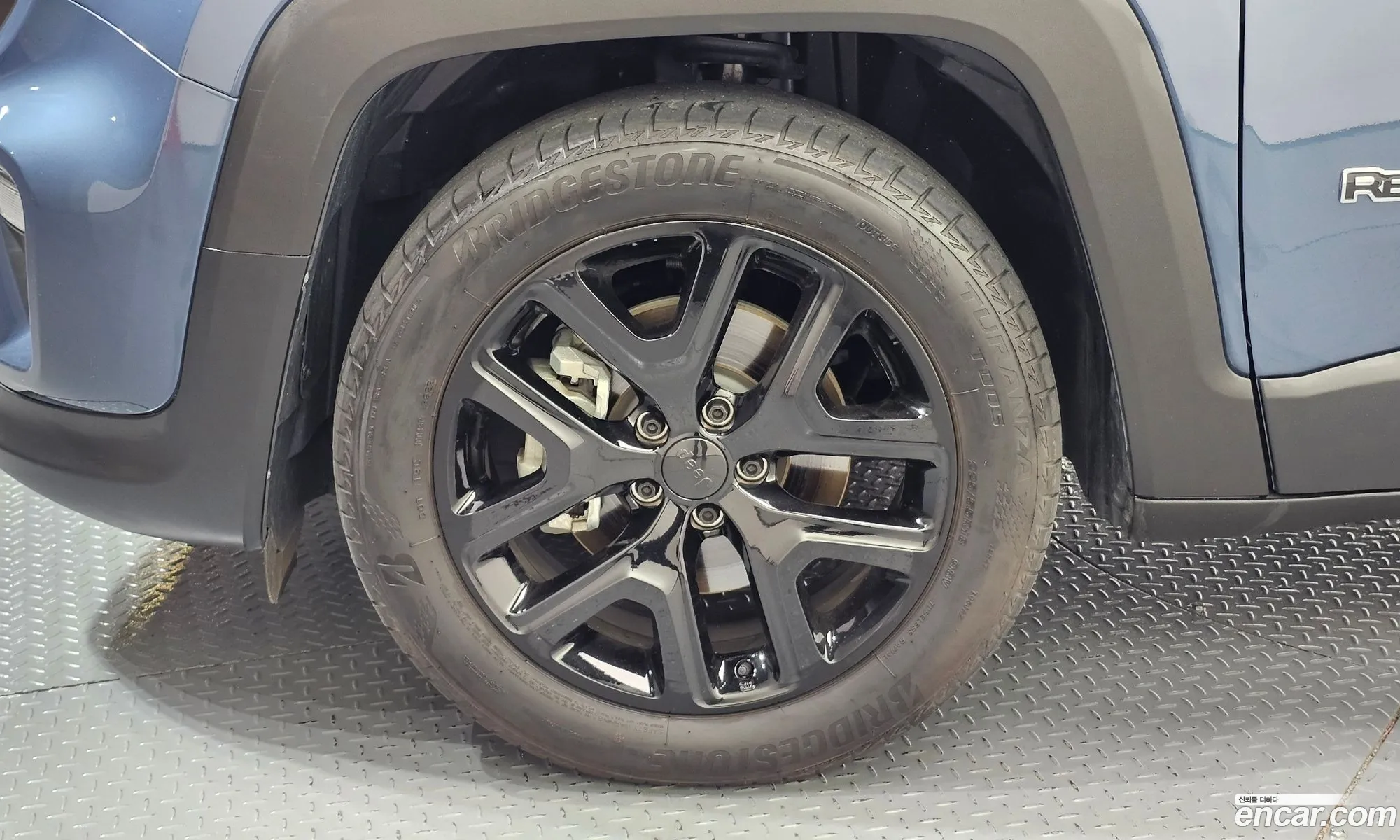 Jeep Renegade 2023 — 7