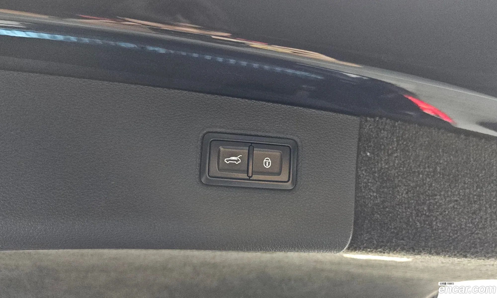 Bentley Bentayga 2019 SJAAM14VXKC027732 — 33