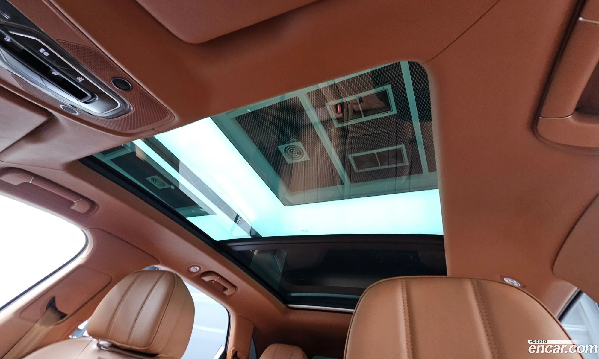 Bentley Bentayga 2019 SJAAM14VXKC027732 — 25