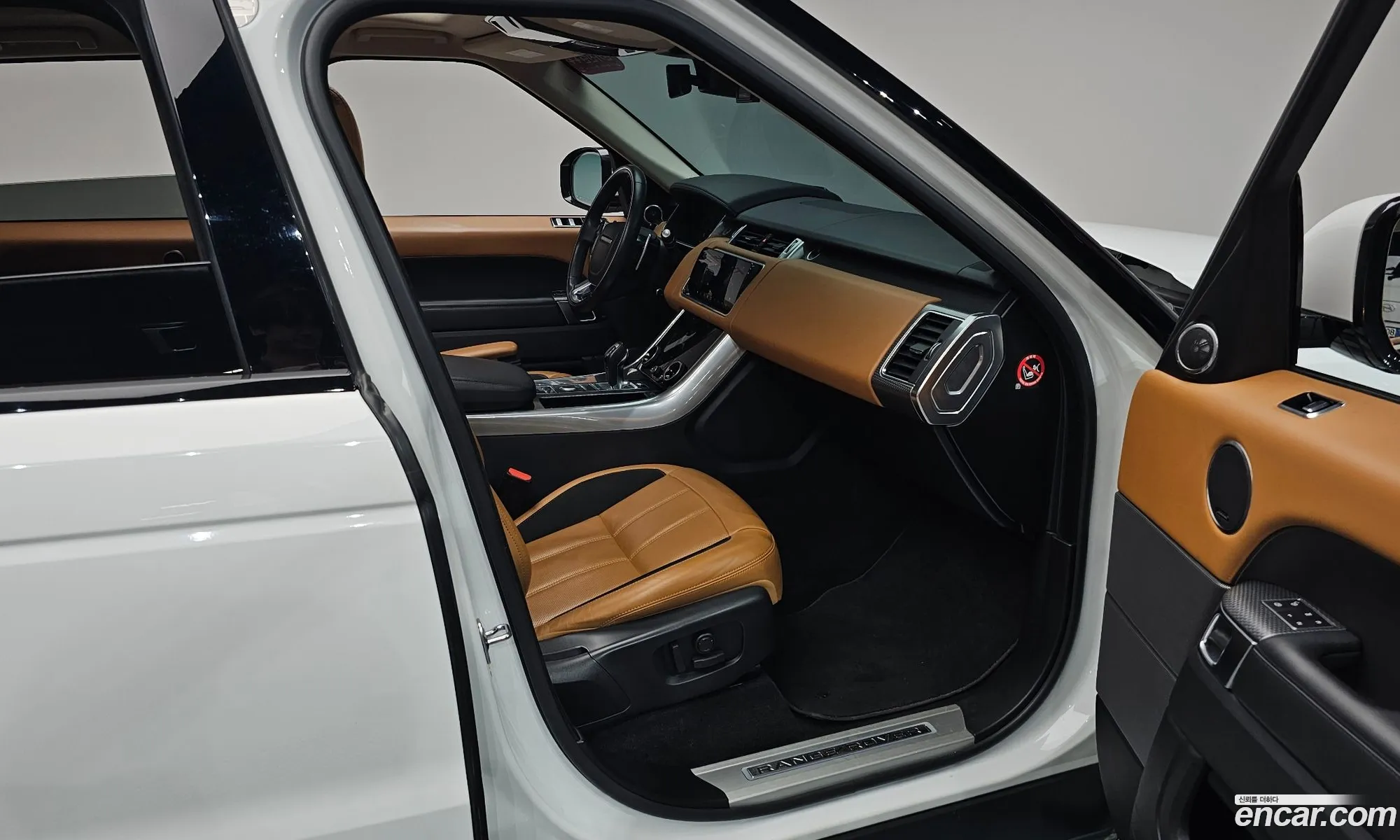 Land Rover Range Rover Sport 2019 — 32