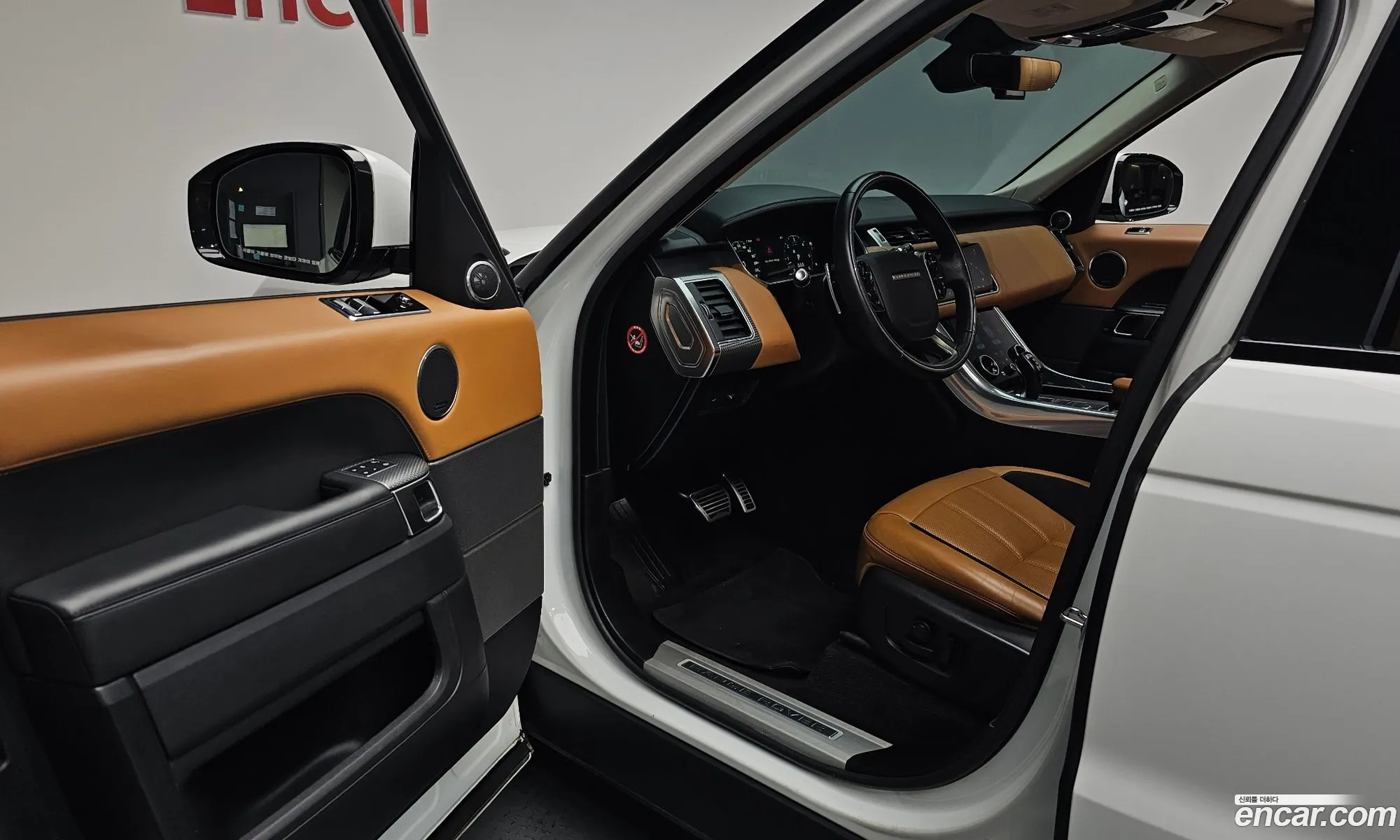 Land Rover Range Rover Sport 2019 — 33