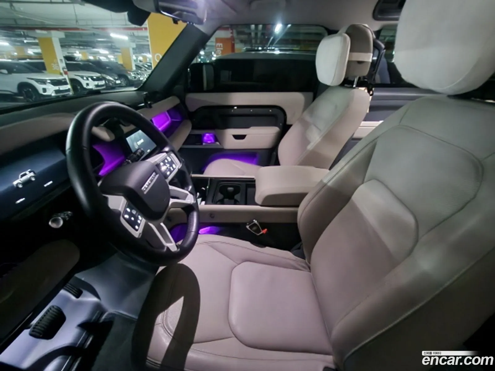 Land Rover Defender 2024 — 10