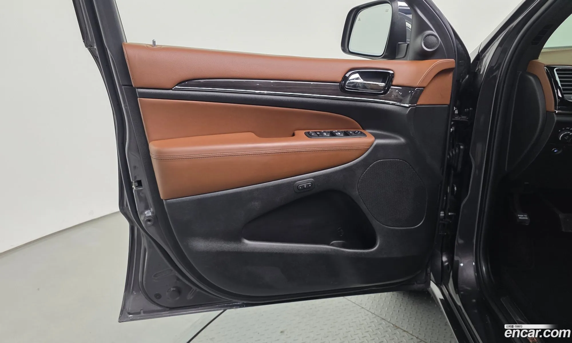 Jeep Grand Cherokee 2021 — 30