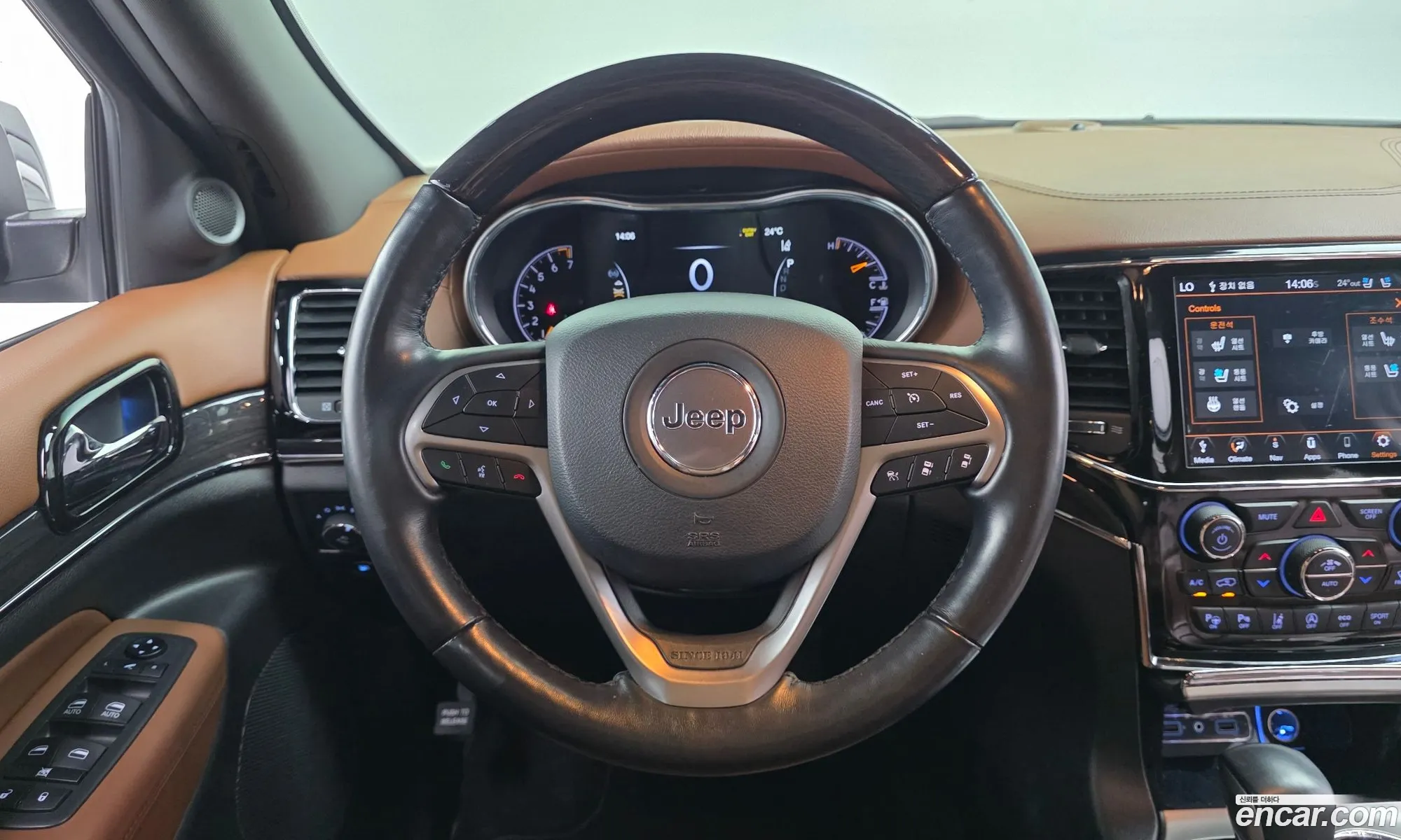 Jeep Grand Cherokee 2021 — 24