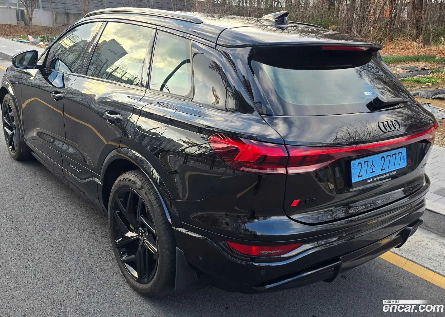 Audi Q6 e-tron 2025 — 7