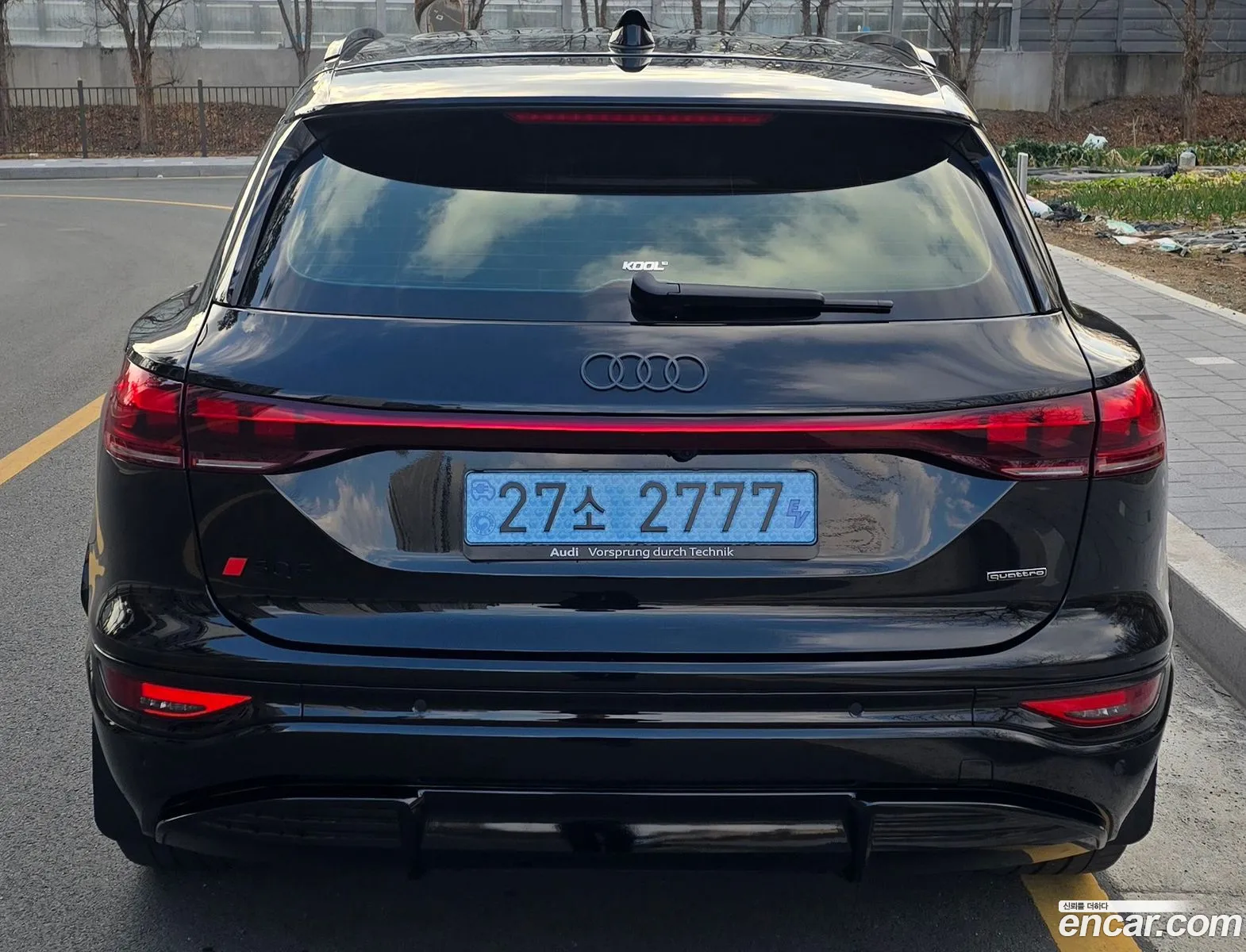 Audi Q6 e-tron 2025 — 4