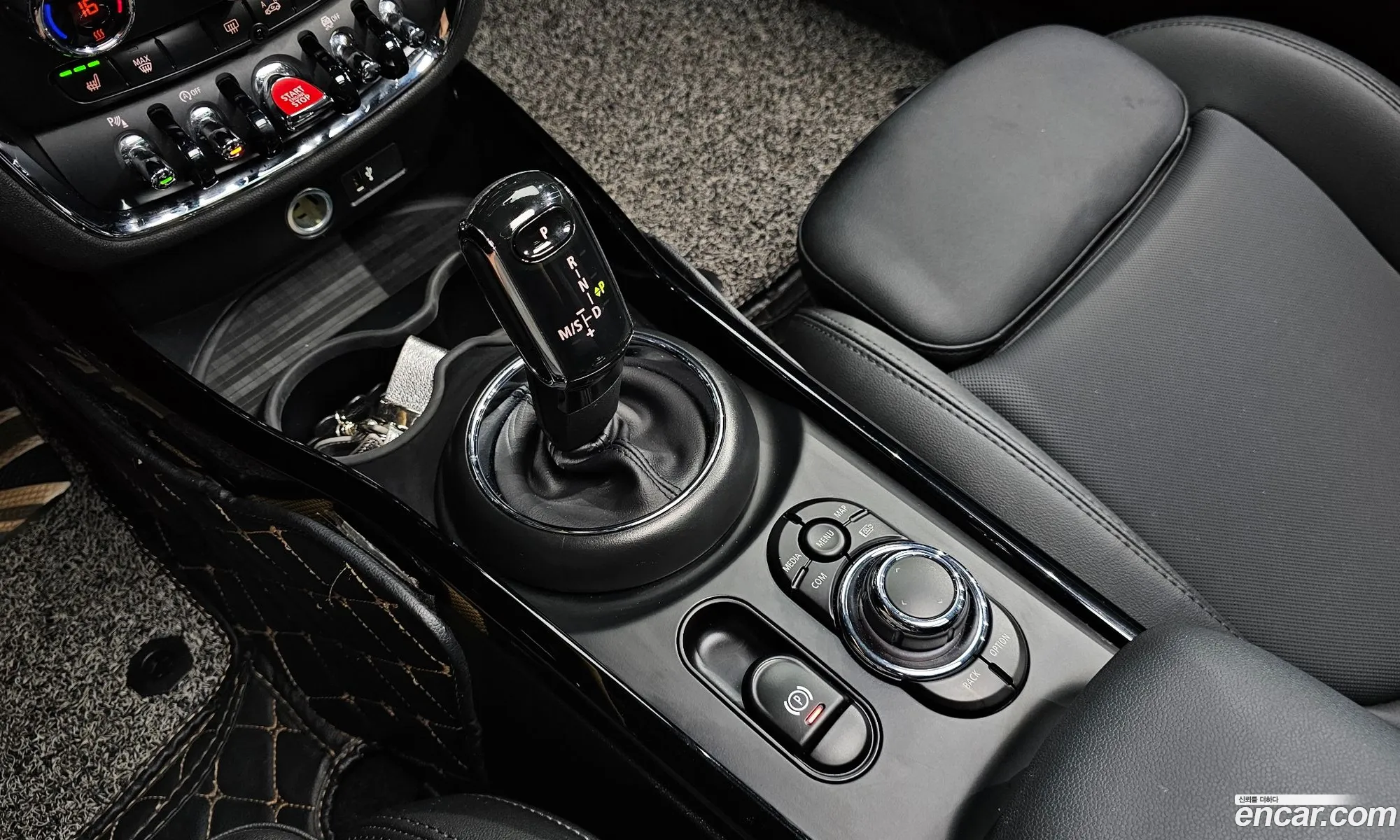 Mini Cooper Clubman 2022 — 22