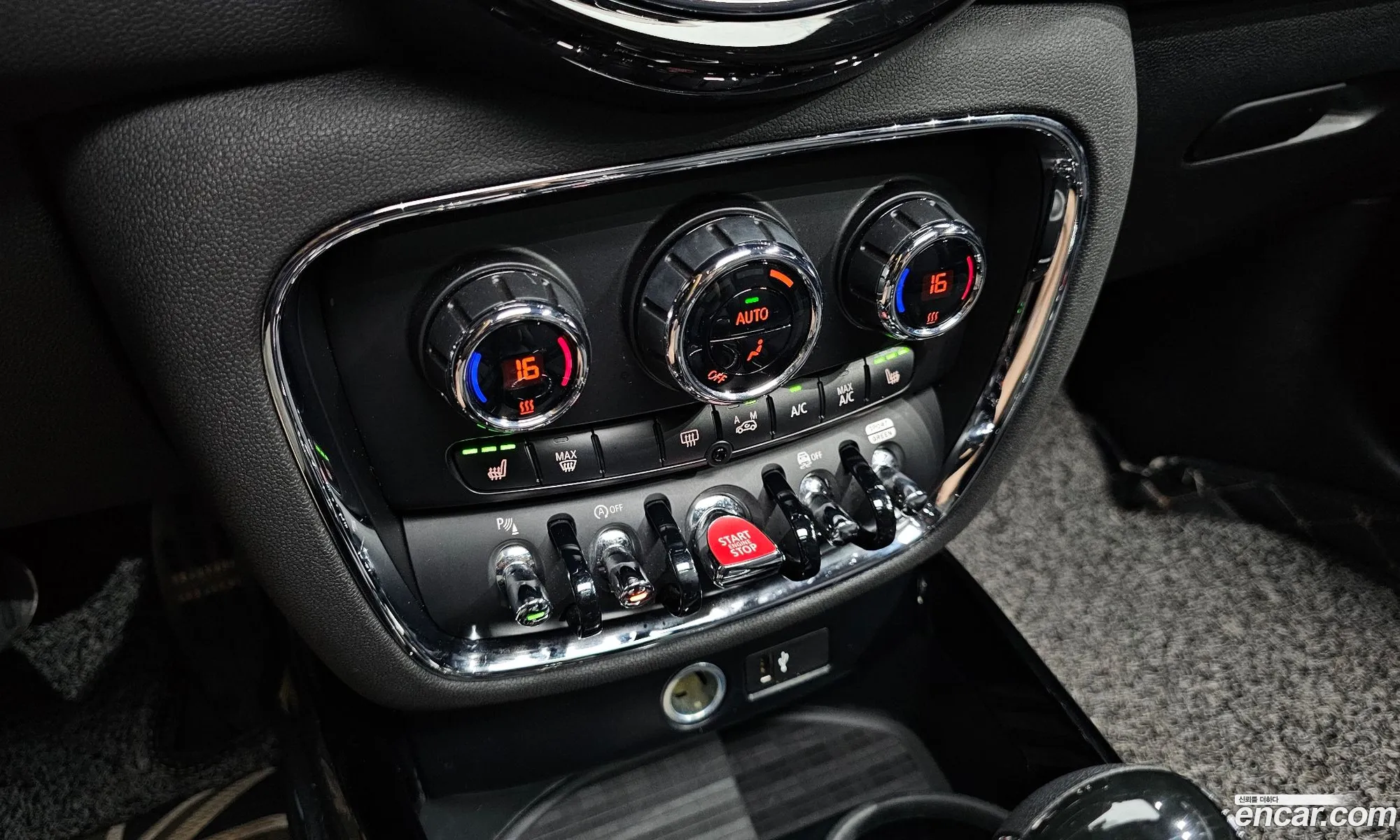 Mini Cooper Clubman 2022 — 23