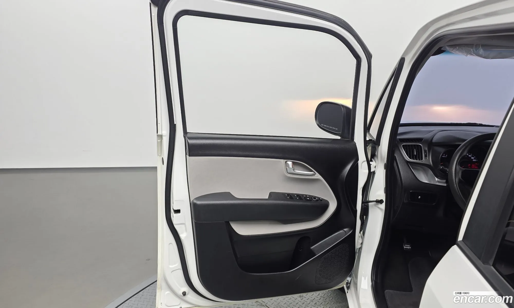 Kia Ray 2018 — 34