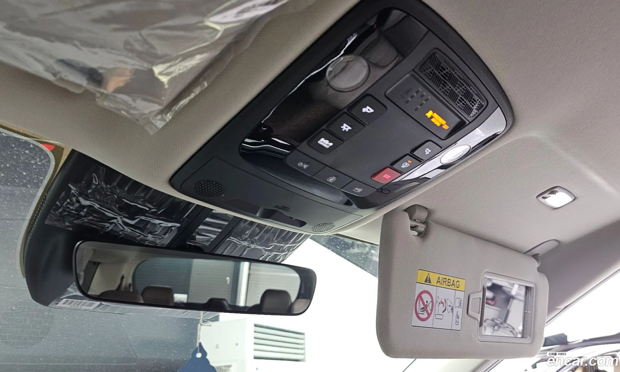 Kia Carnival 2025 — 28