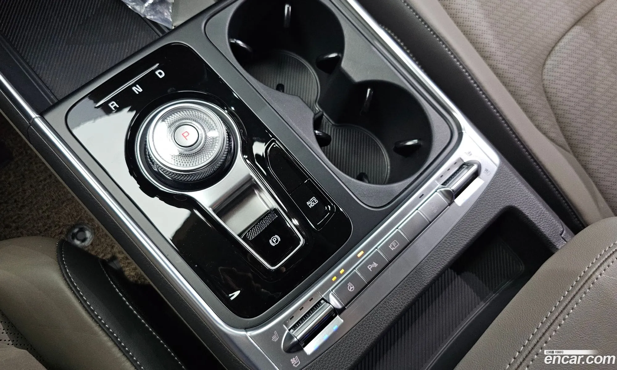 Kia Carnival 2025 — 9
